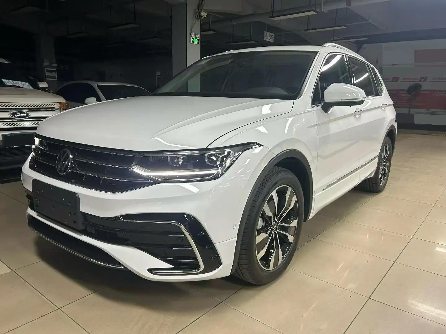 Open image lightbox: Volkswagen 2024 Tiguan L 1.5TSI 300TSI Two-Drive Longteng Edition Automatic Gear