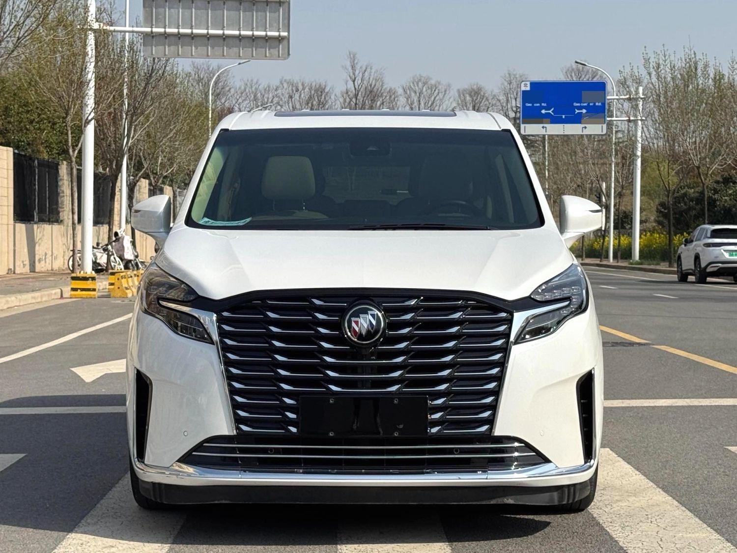 Buick GL8 2023 ES Lu Zun 653T Premium 2