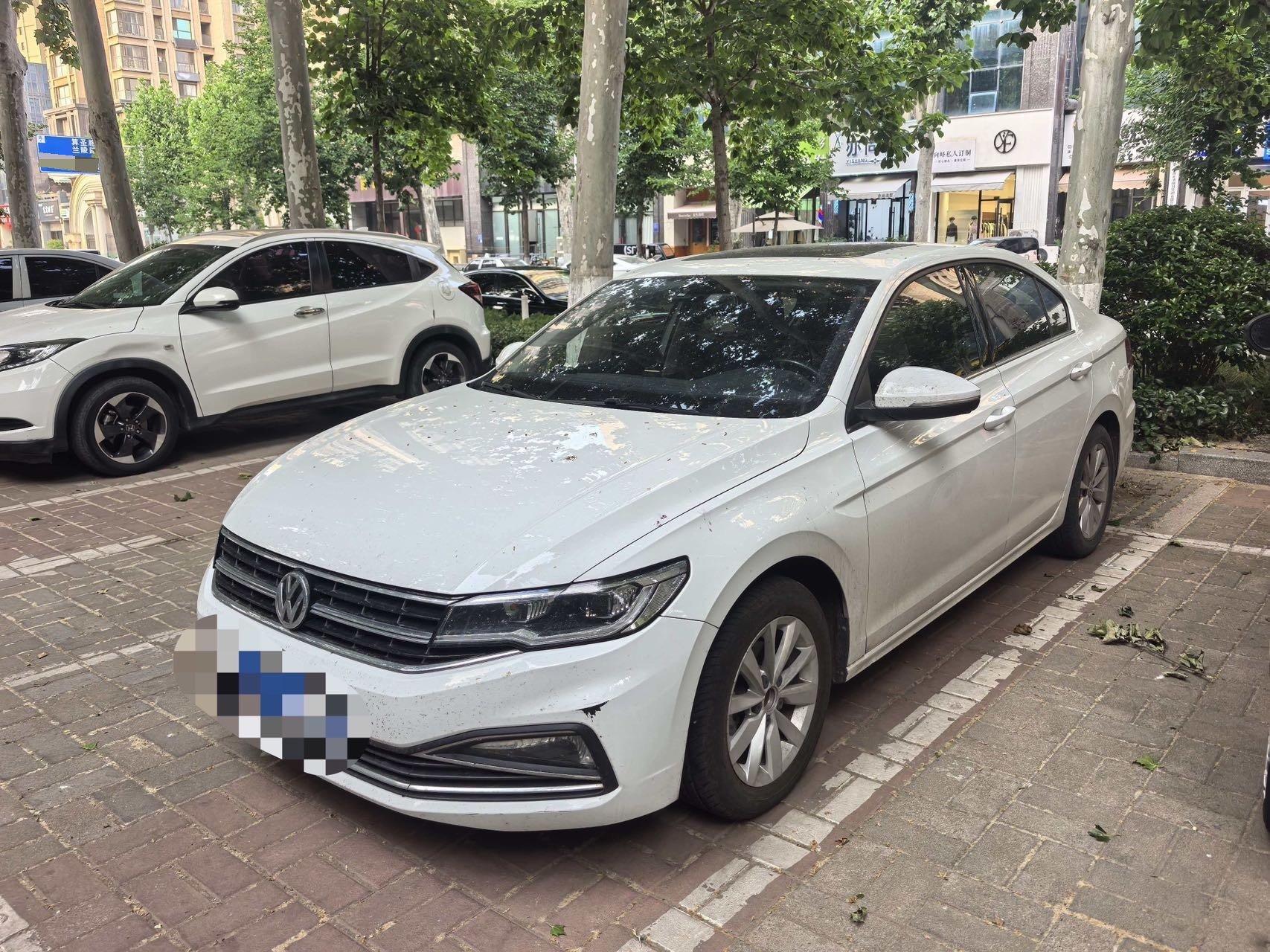 Открыть галерею: Bora 2021 1.5L Automatic Comfort Zhilian Edition