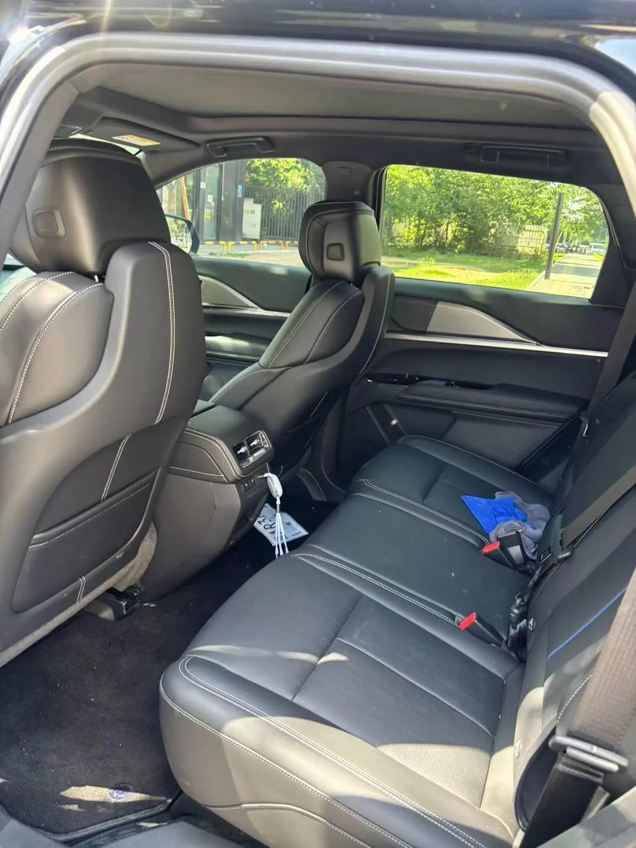 Cadillac 2026 XT5 48V 2.0T Luxury Automatic Gear 5