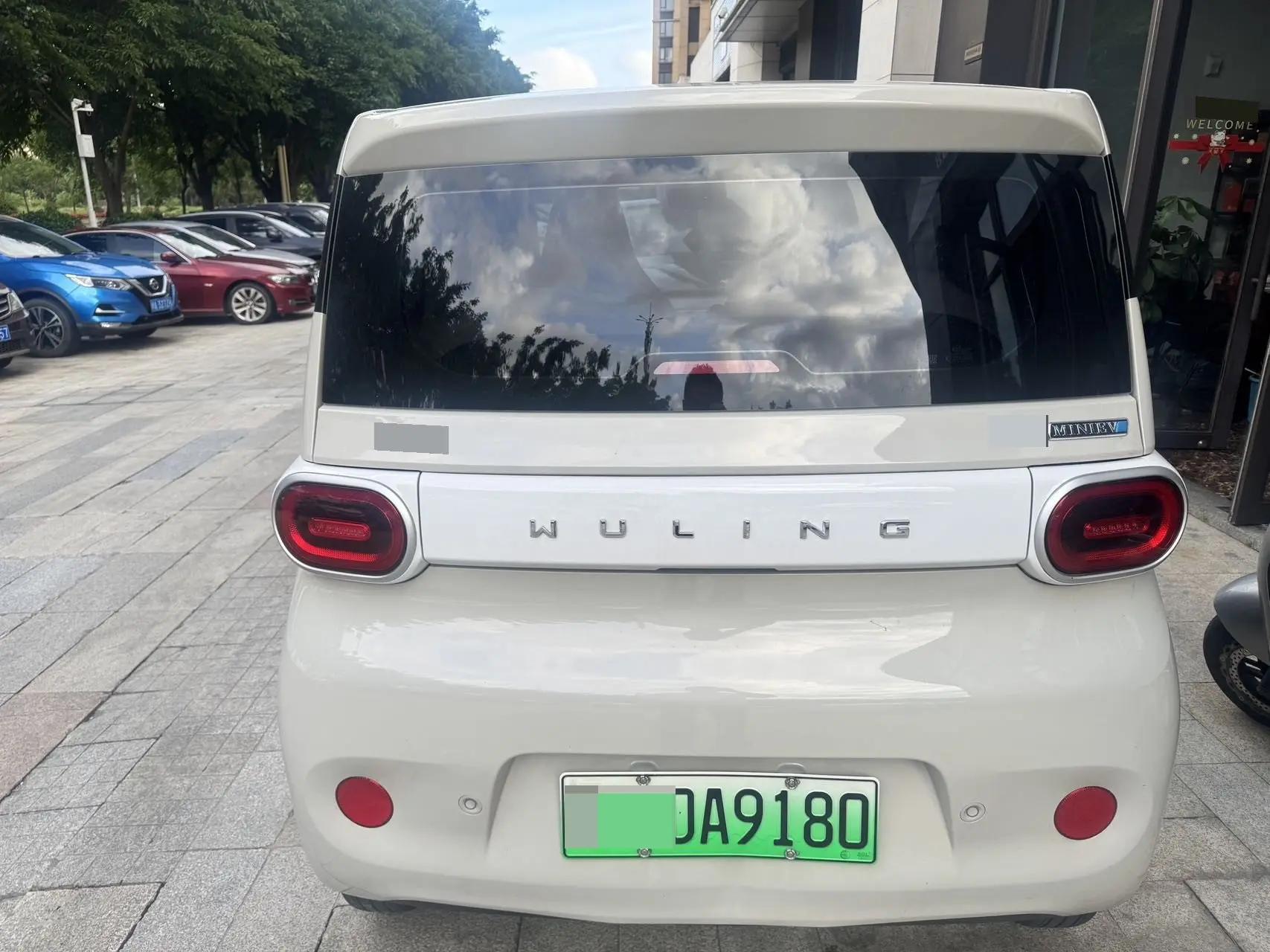 WuLing 2024 HongGuang MINI EV 215km Youth Edition Automatic 4