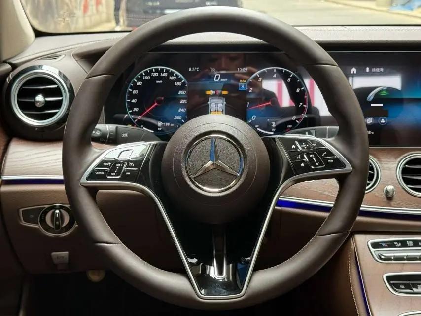 Mercedes Benz E-Class 2022 E 300 L Fashion 4