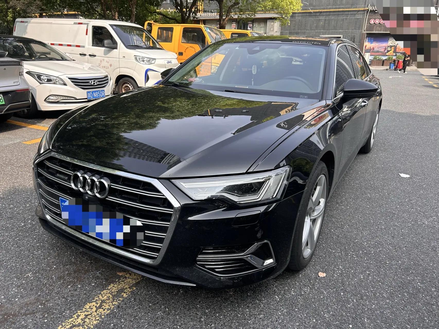 Открыть галерею: Audi 2024 A6L 2.0TFSI 45TFSI Quattro Selected Elegant Automatic Gear