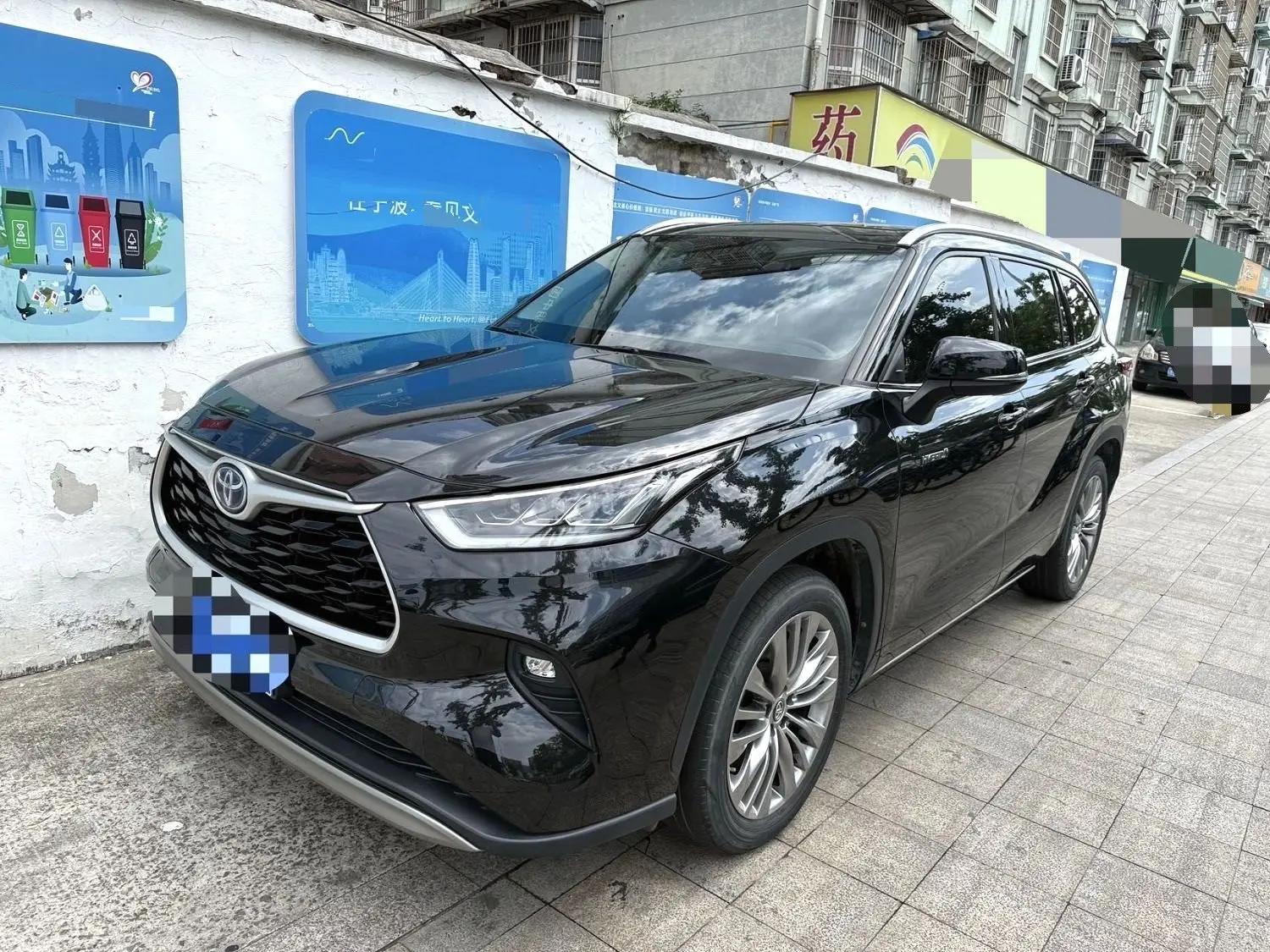 Highlander 2022 Dual Engine 2.5L 4-wheel Drive Premium Edition 7-seat