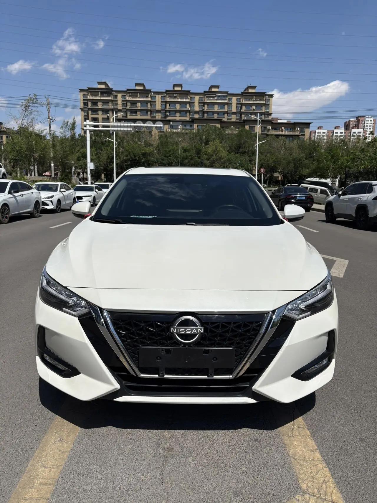 Xuanyi 2023 Super Hybrid Electric Drive Full Electric Drive Large Screen Edition 3