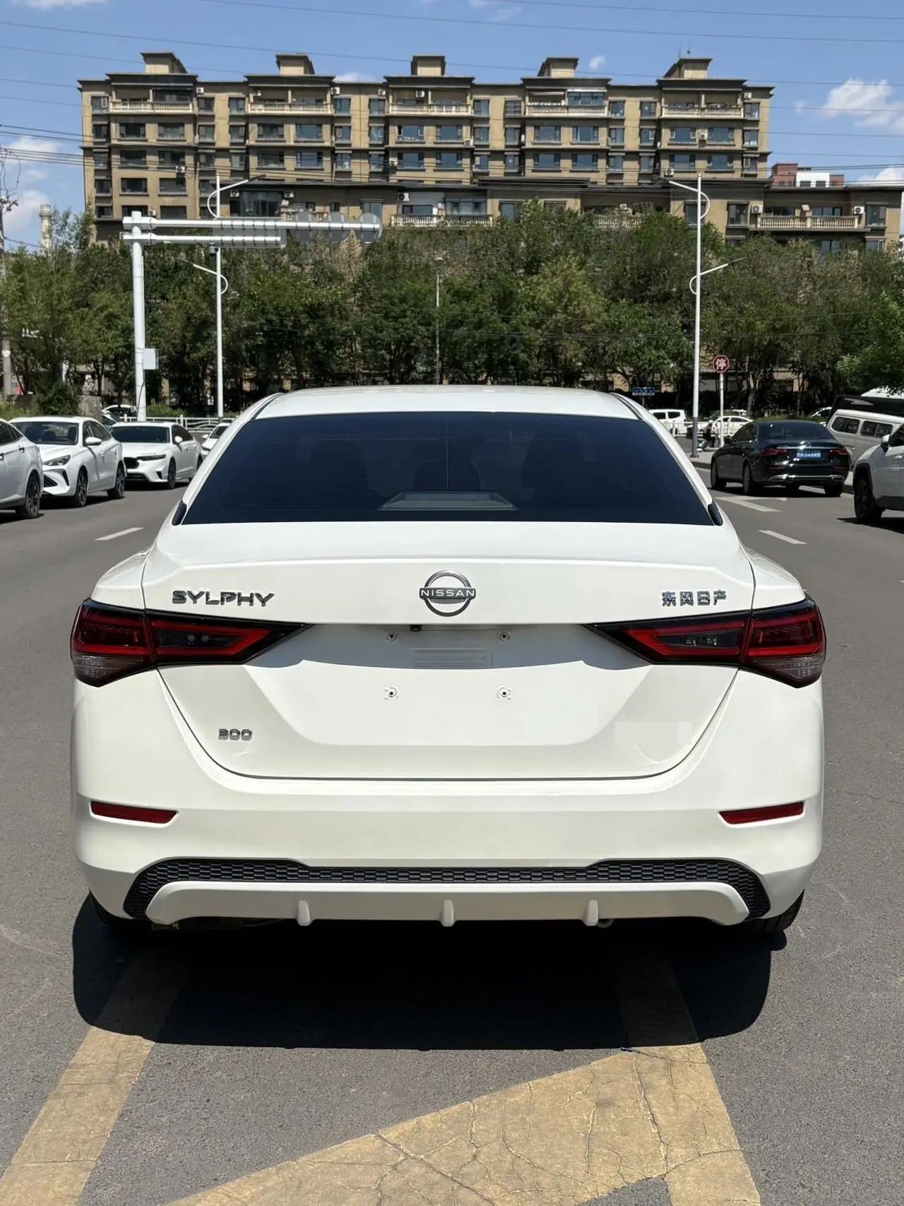 Xuanyi 2023 Super Hybrid Electric Drive Full Electric Drive Large Screen Edition 4