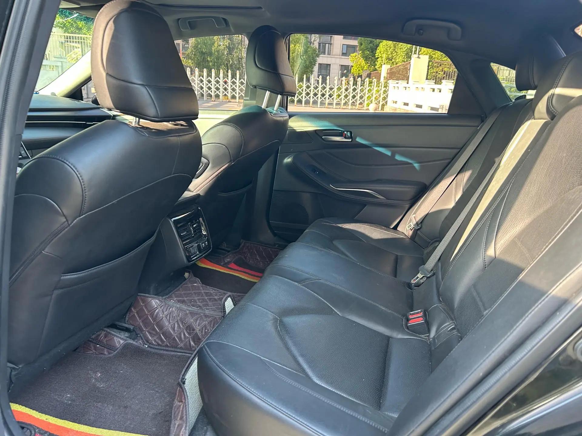 Asian Dragon 2019 2.0L XLE Premium Edition Country VI 5