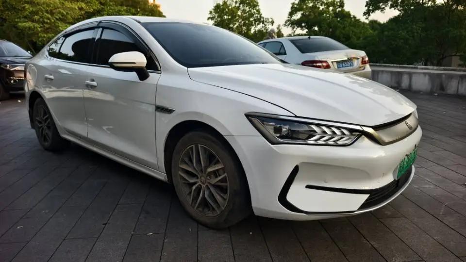 Qin PLUS 2021 EV 500KM Honorable Model 3