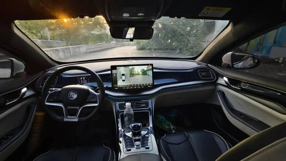 Qin PLUS 2021 EV 500KM Honorable Model 4