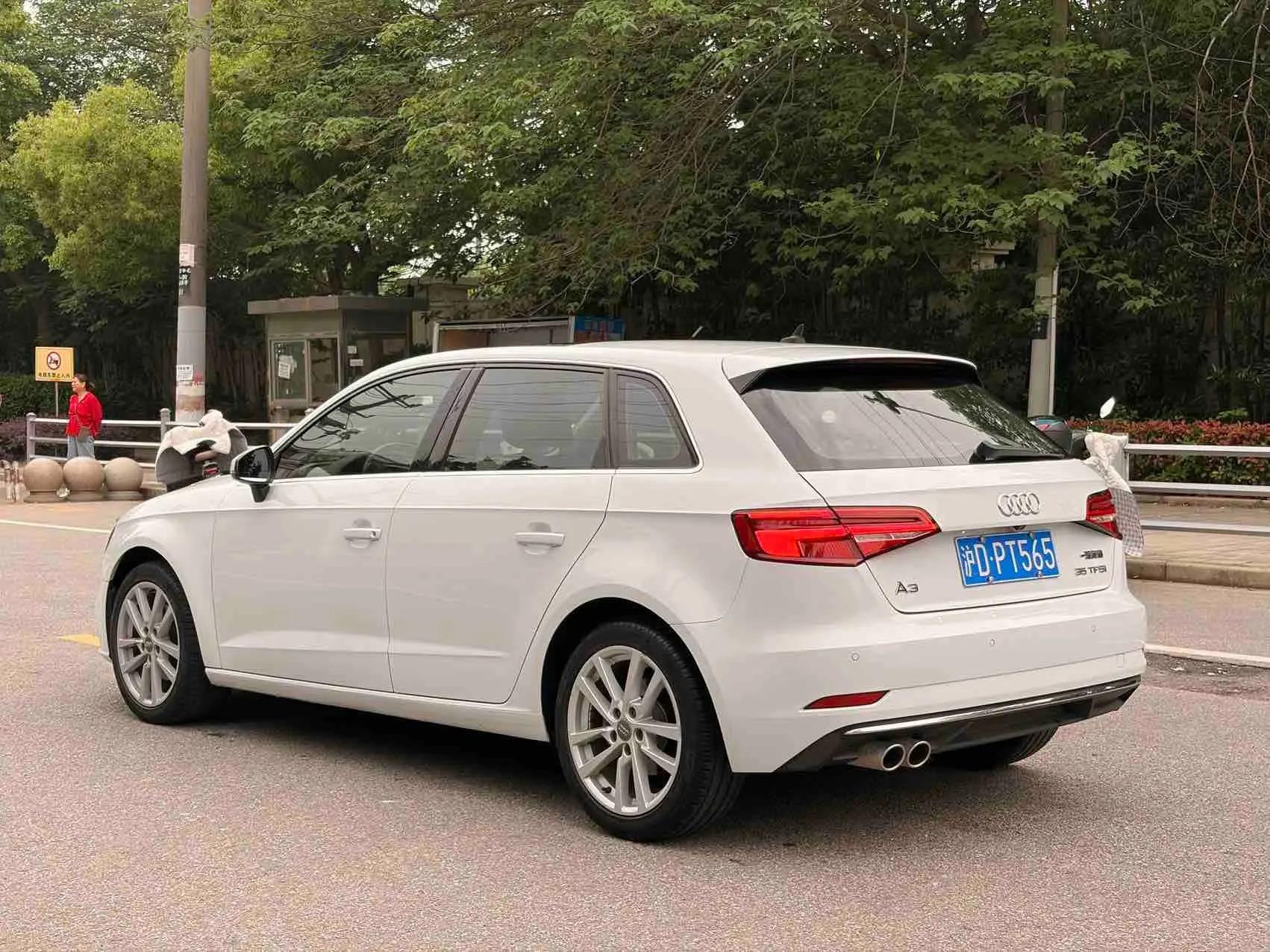 Audi A3 2020 Sportback 35 TFSI aggressive country v 8