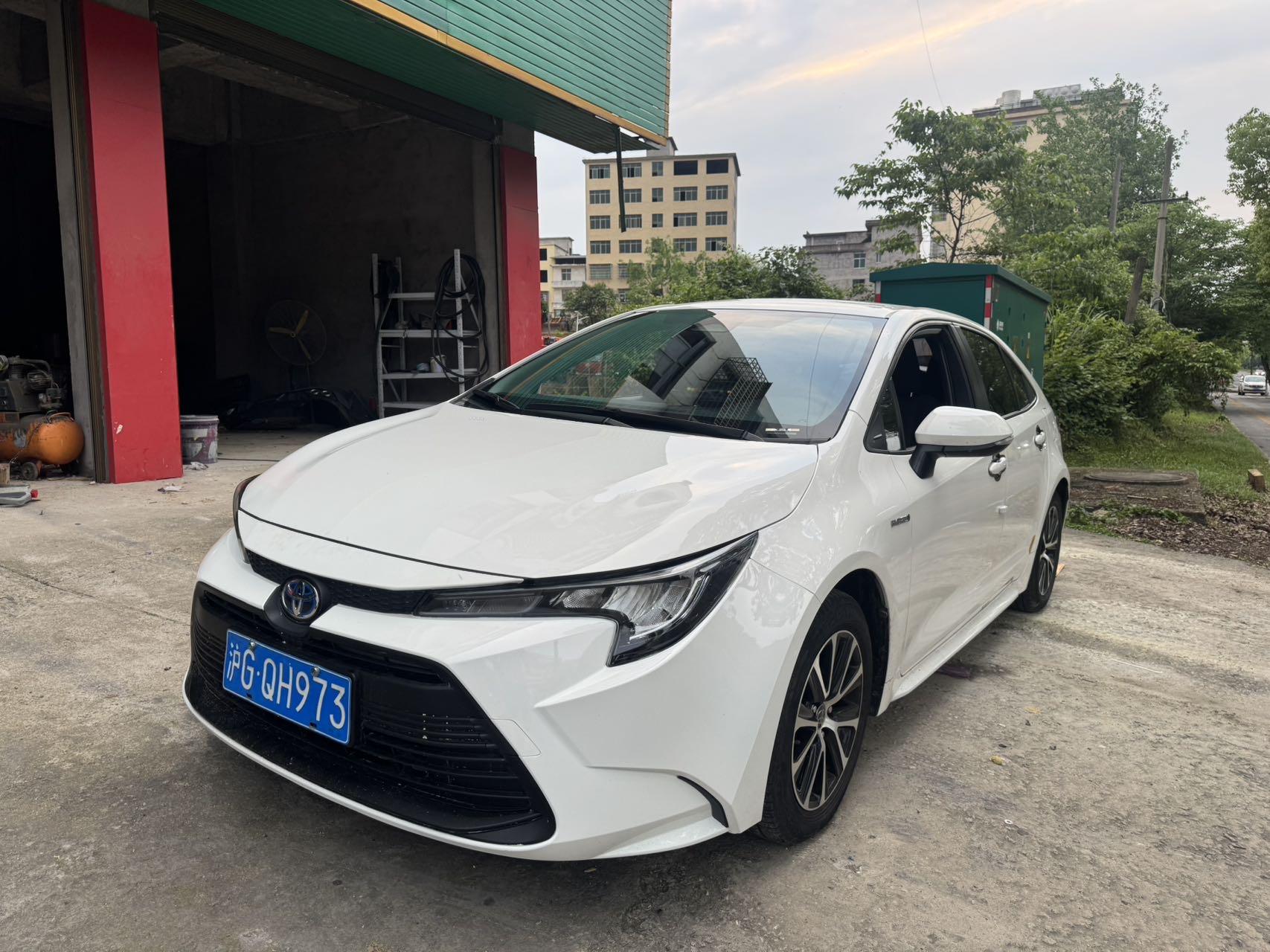 Toyota 2023 Lei Ling Shuangqing 1.8 Stepless Intelligent Electric Hybrid Leading Edition Automatic Gear