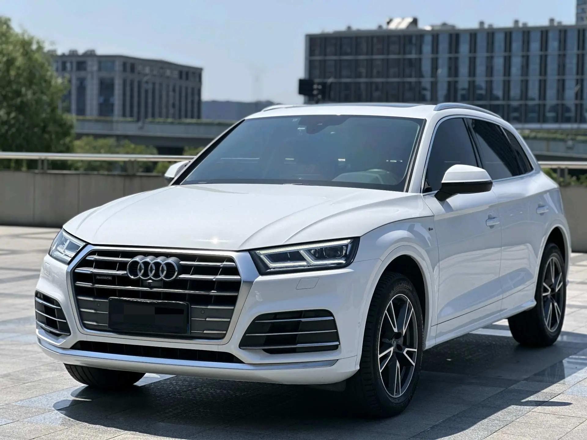 Audi Q5L 2020 45 TFSI exclusive sports