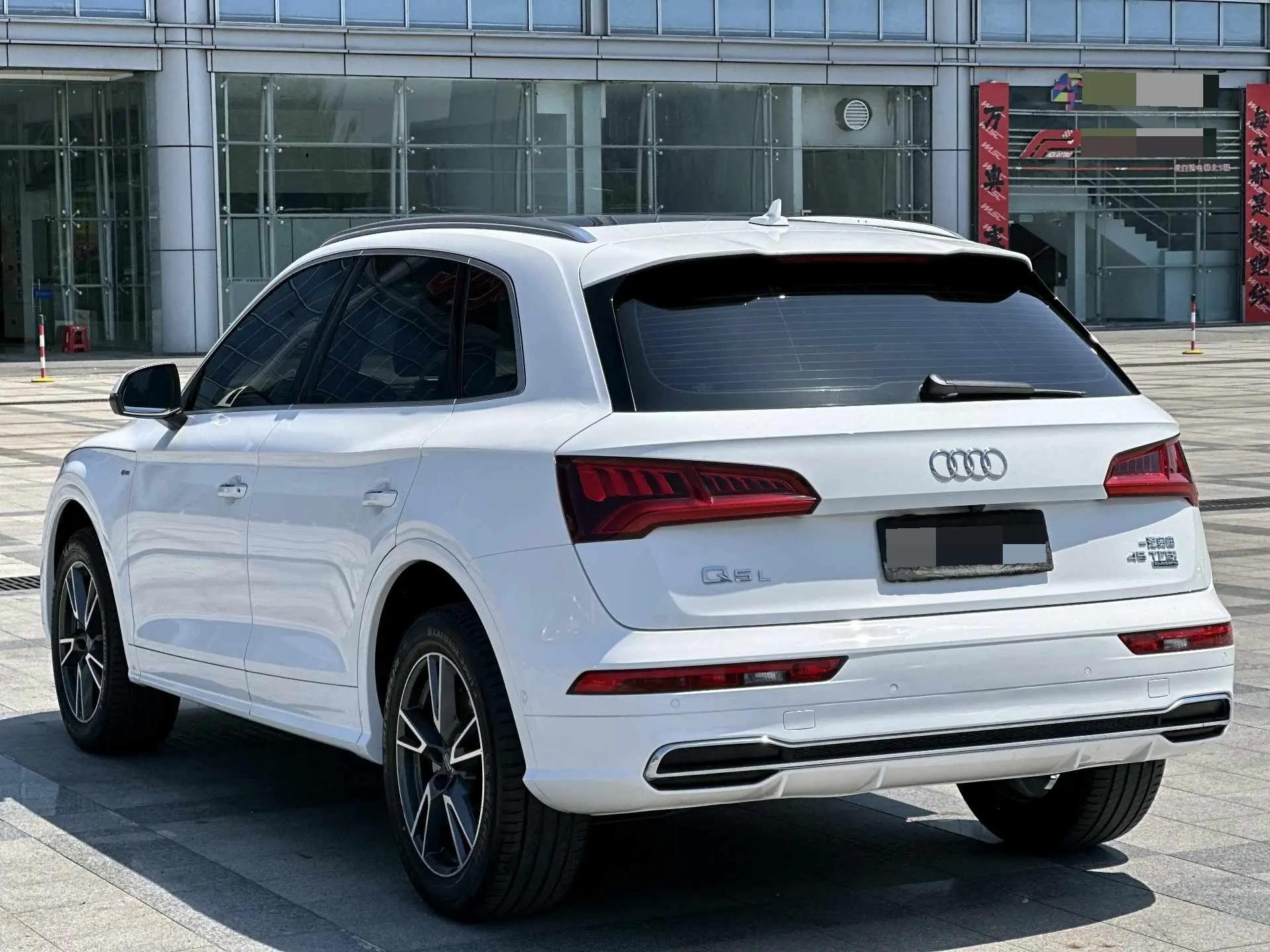 Audi Q5L 2020 45 TFSI exclusive sports 5