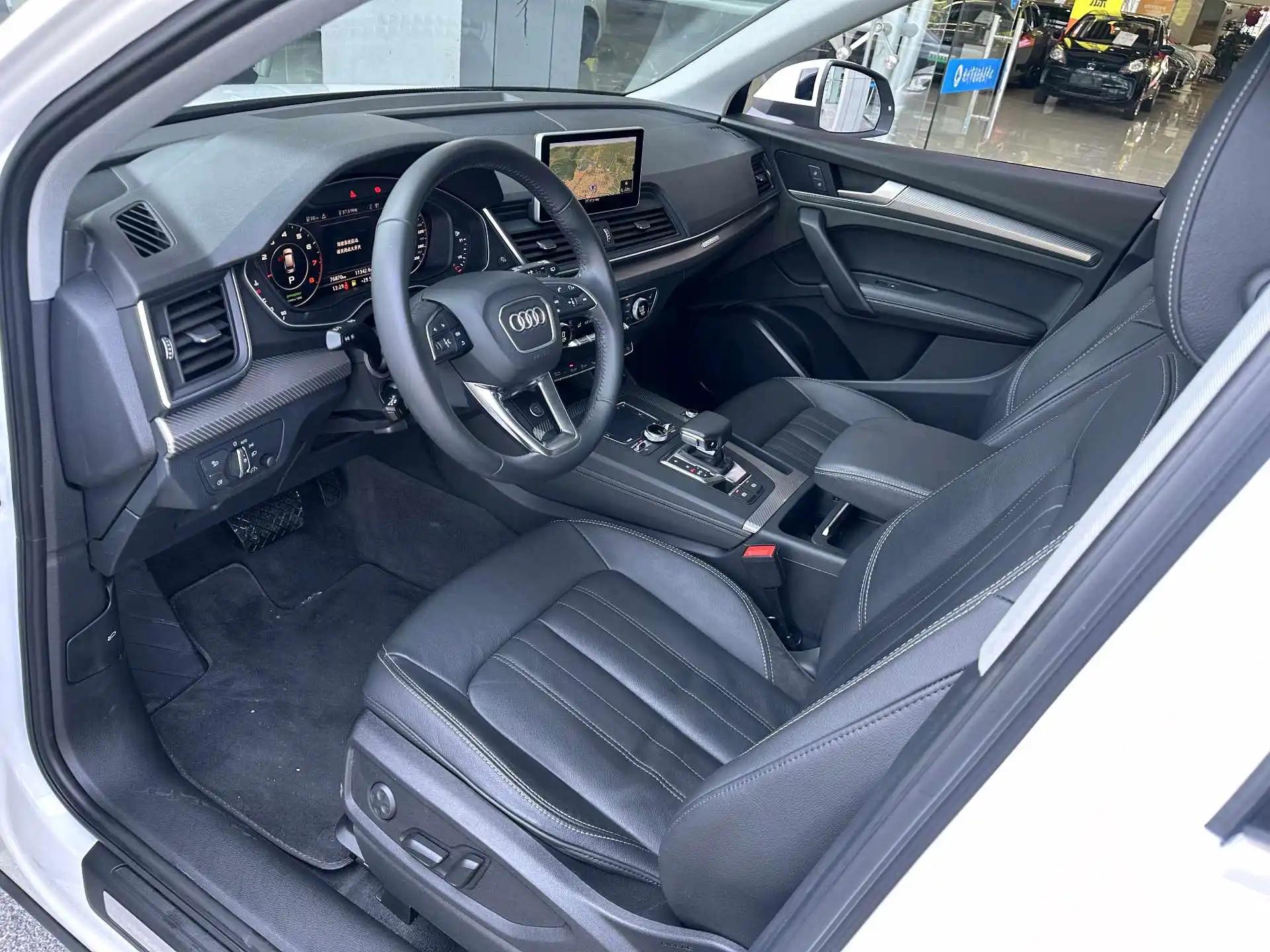 Audi Q5L 2020 45 TFSI exclusive sports 9
