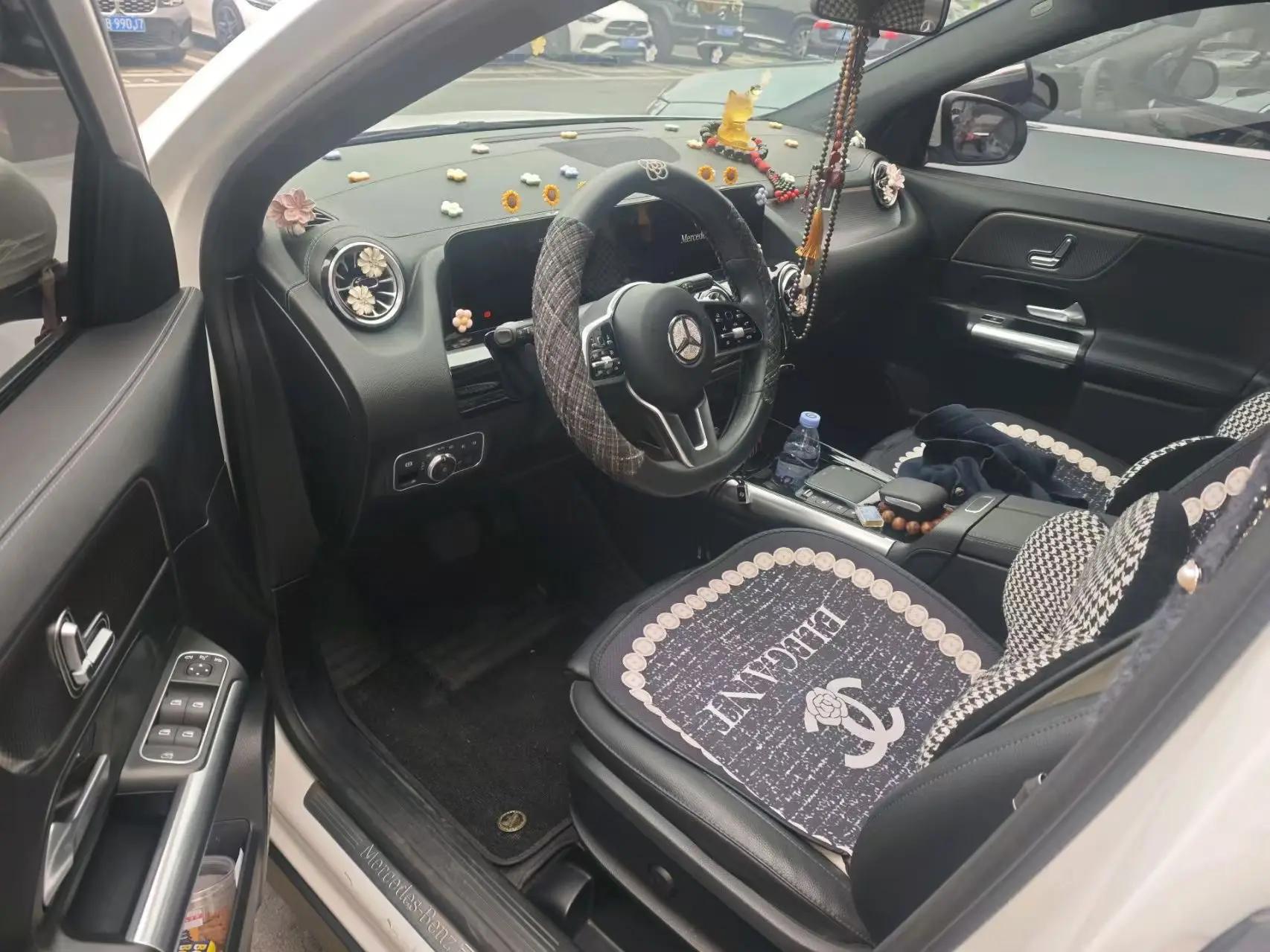 Mercedes Benz GLA 2022 GLA 220 2