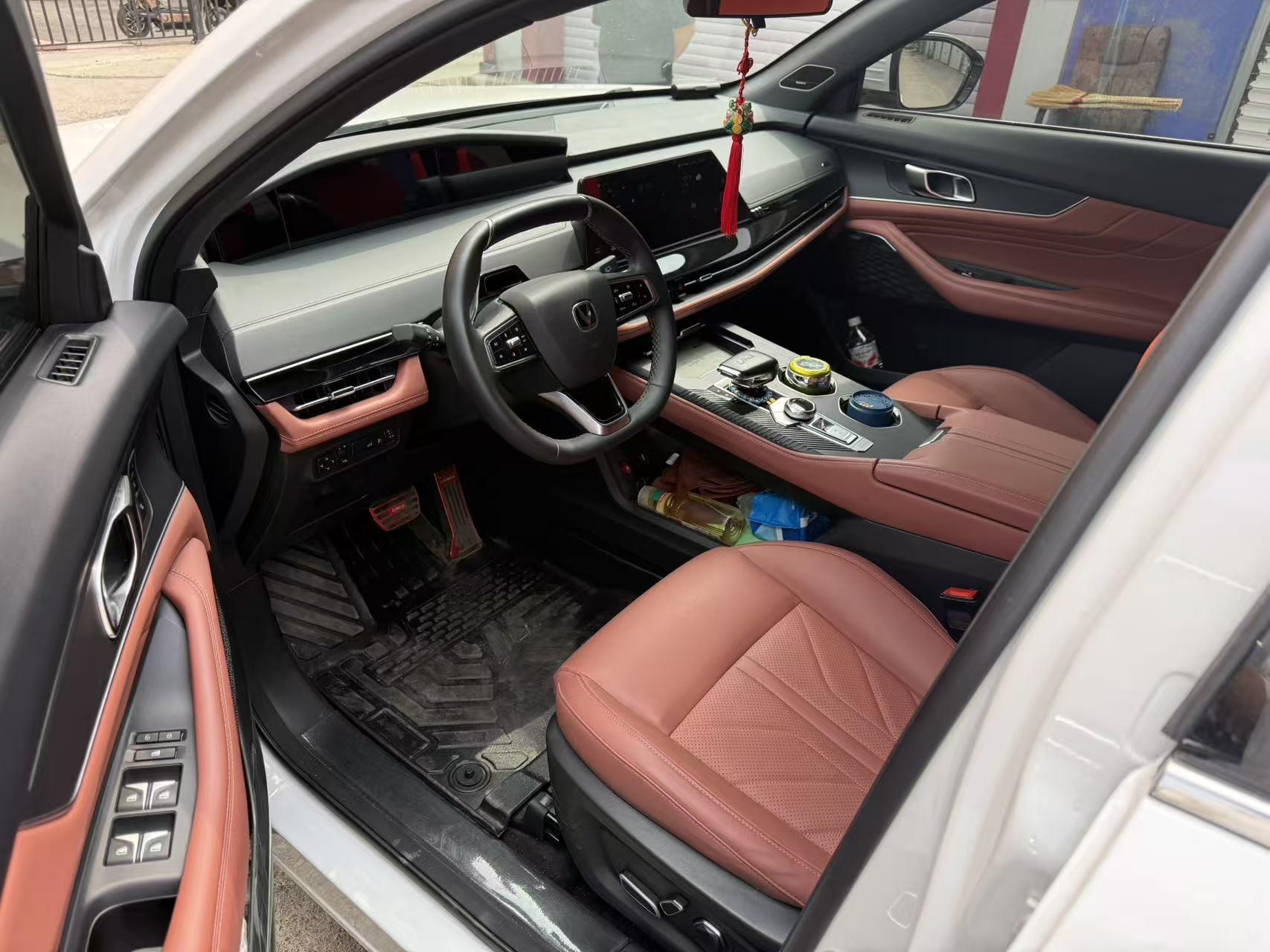 ChangAn 2023 UNI-K 2.0T Two-Drive Pleasant Automatic Gear 4