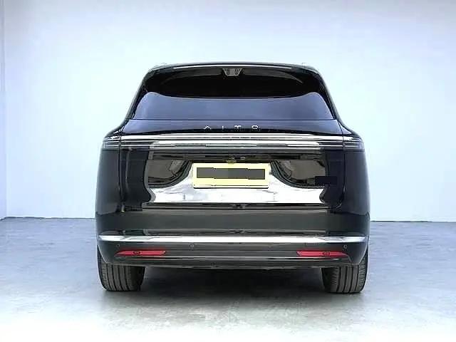 AITO 问界M7 问界M7 2026款增程 Max 五座四驱版(192线激光雷达) 自动挡 6
