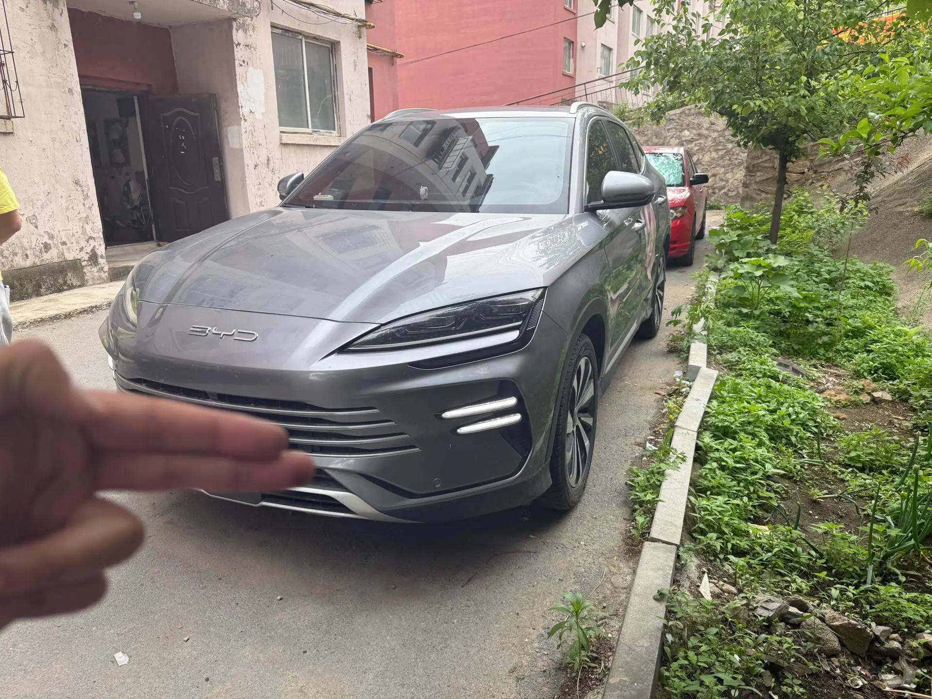 打开图片灯箱:BYD Song PLUS New Energy 2024 Model Song PLUS DM-i 1.5 CVT Honor Edition 71km Luxury Automatic