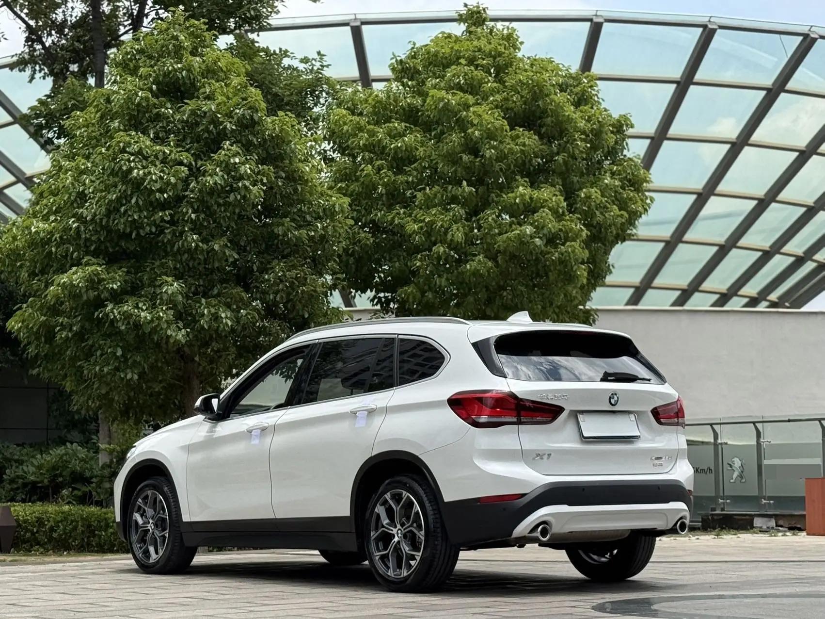 BMW X1 2021 sDrive25Li Leading Model 9