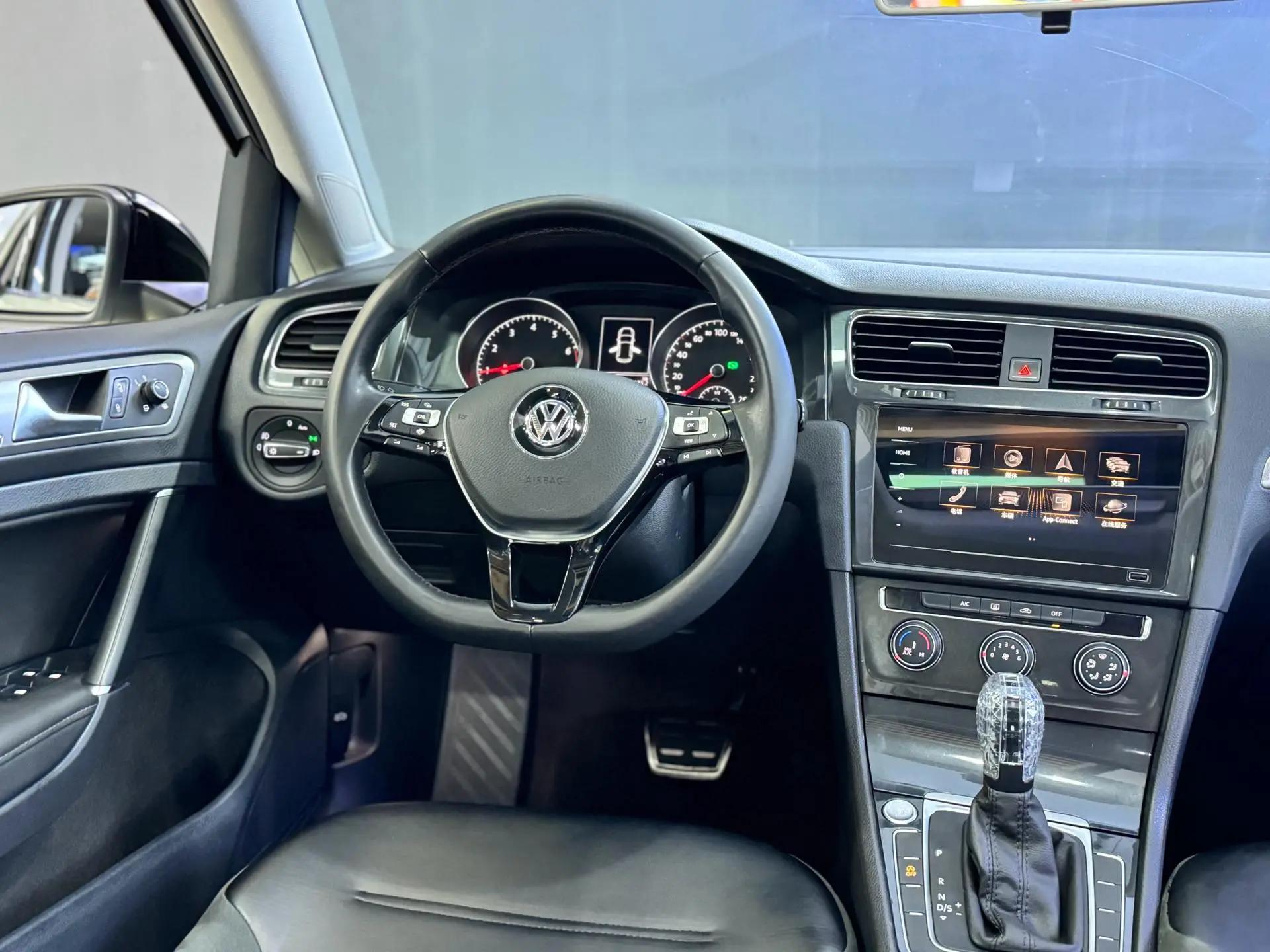 Golf 2020 Beloved Edition 280TSI DSG Comfort 2