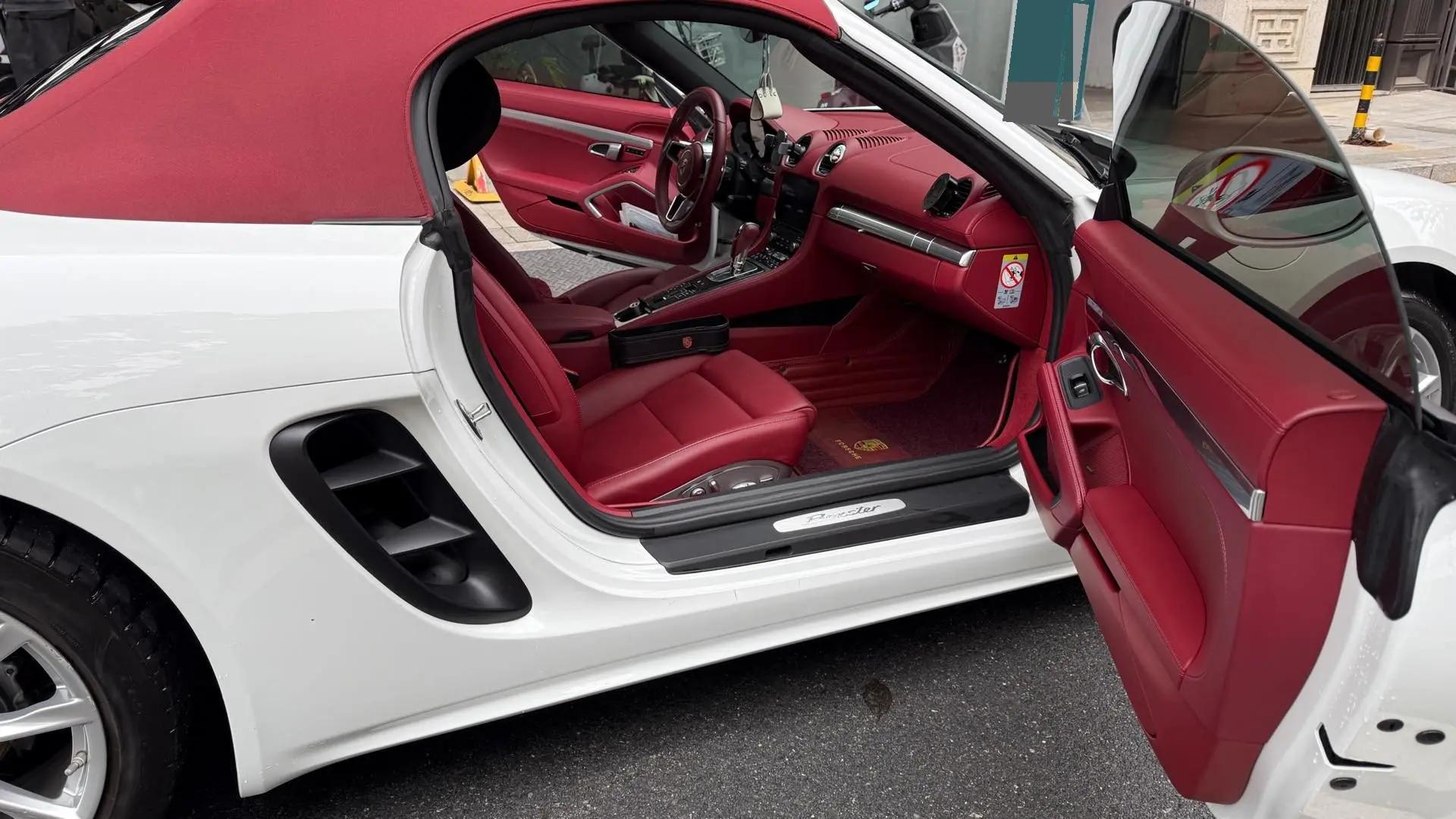 Porsche 718 2020 Boxster 2.0T 6