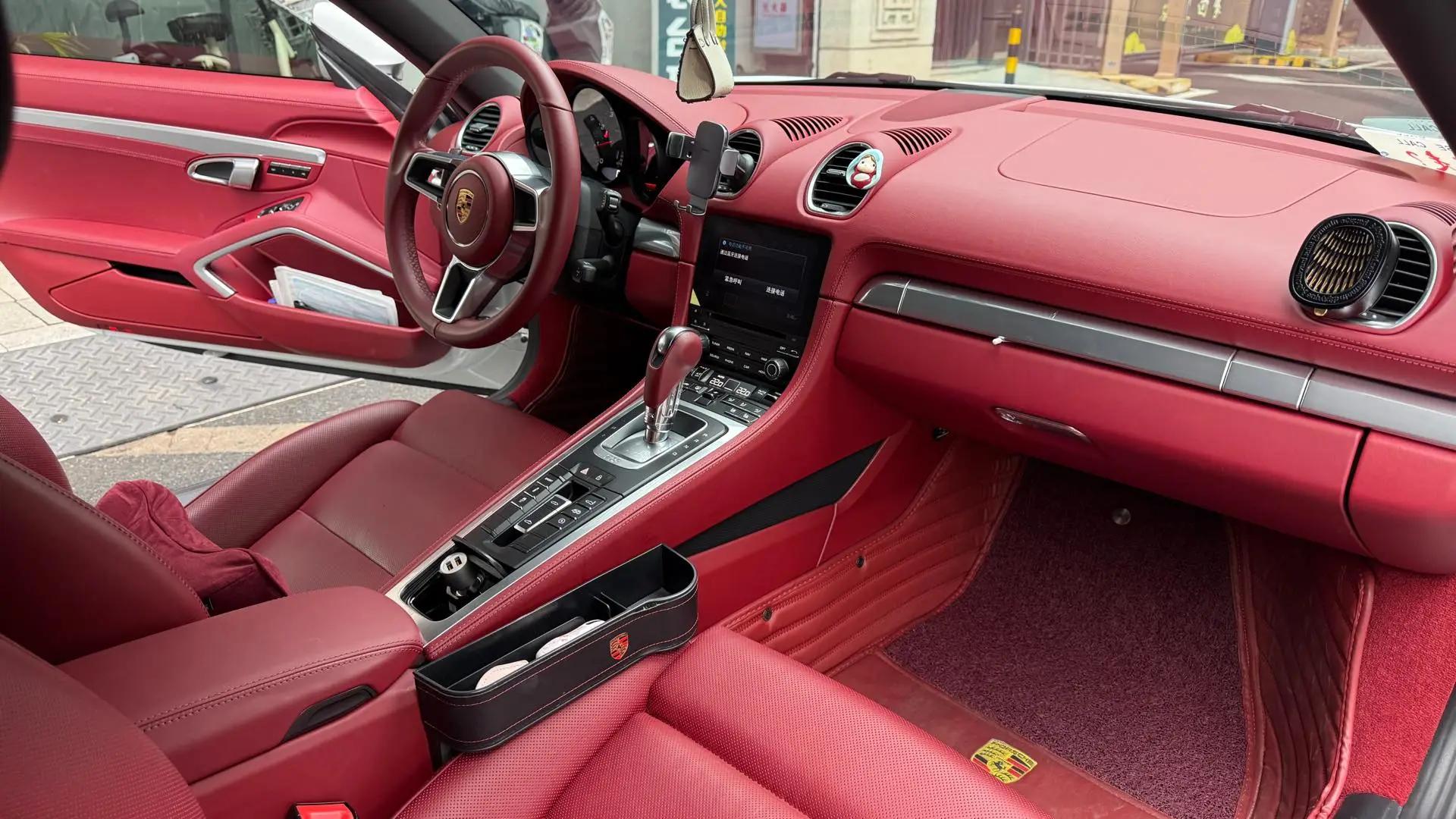 Porsche 718 2020 Boxster 2.0T 7