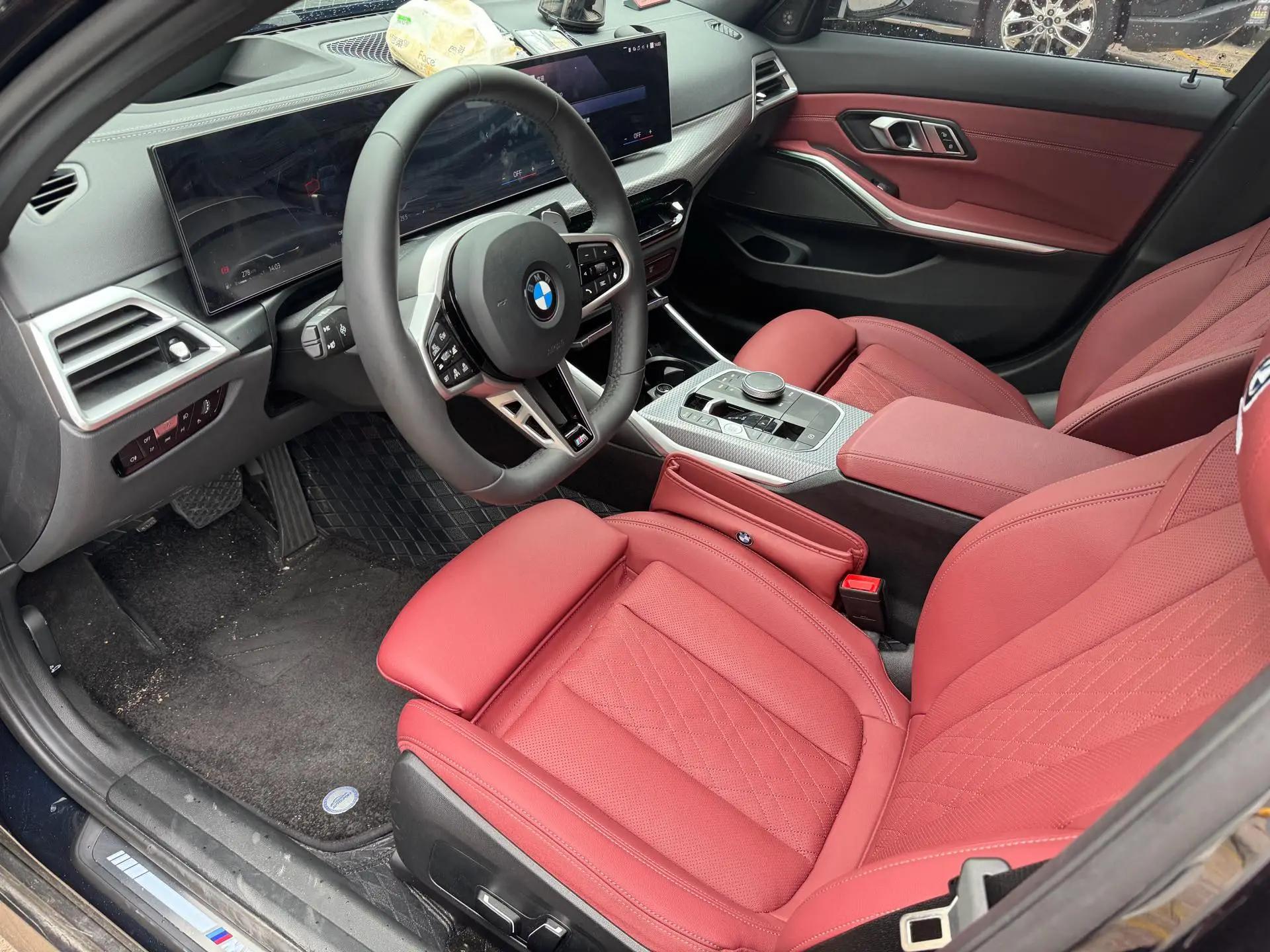 宝马 3系 2026款 330Li 2.0T 尊享型 M运动曜夜套装 自动挡 3