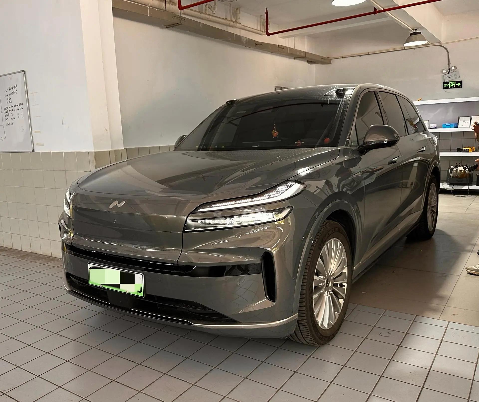 Открыть галерею: ONVO 2025 L90 Max six-seat automatic gear
