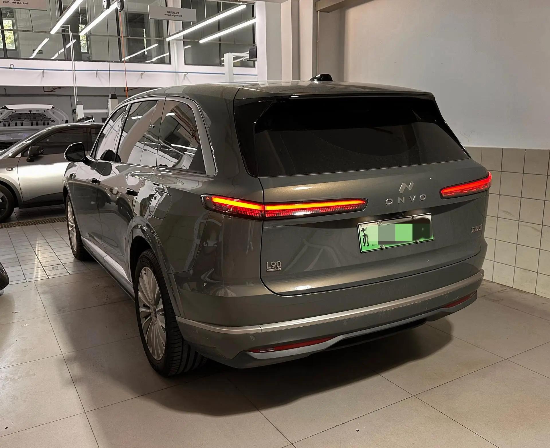 ONVO 2025 L90 Max six-seat automatic gear 7