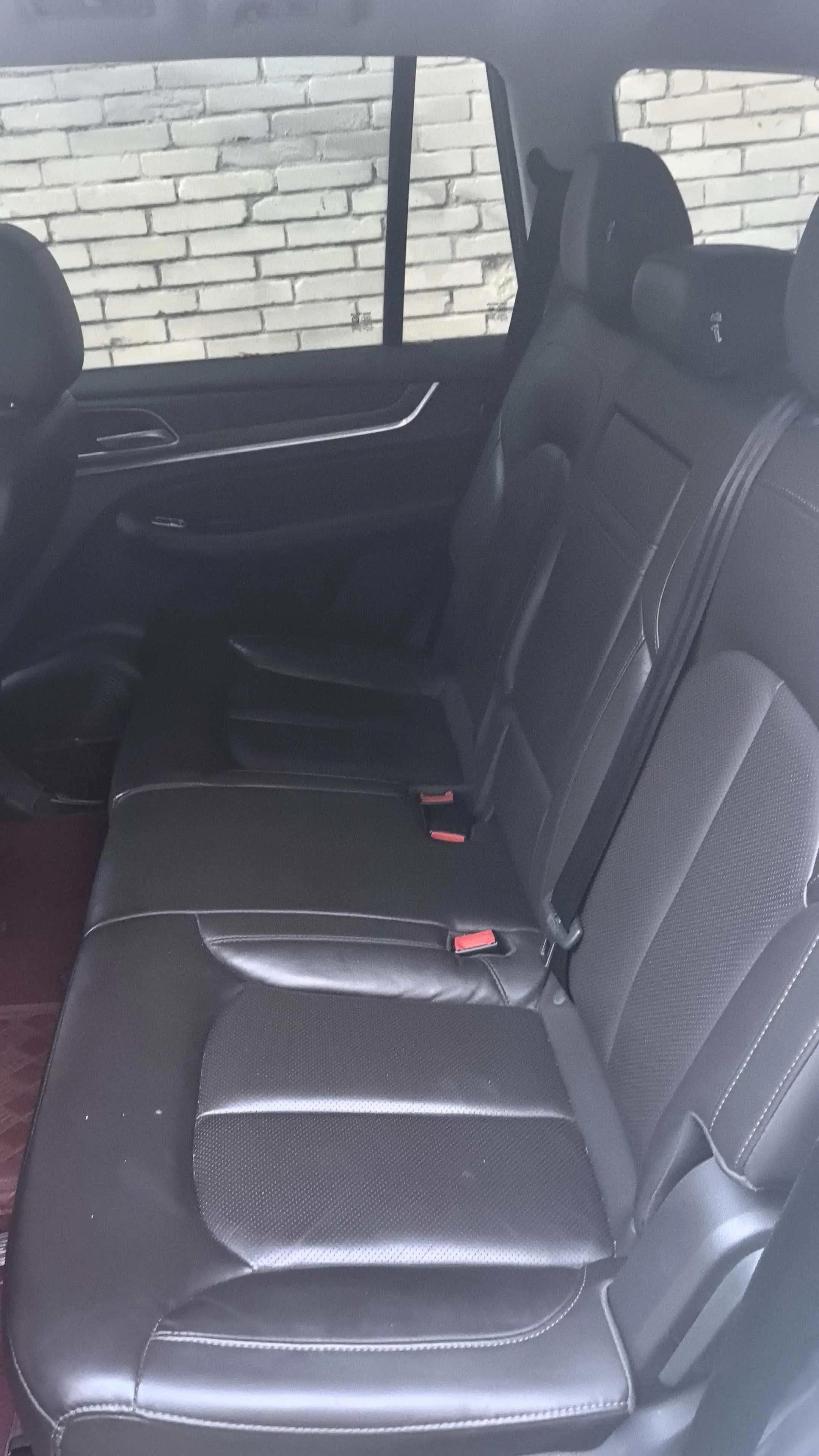 Roewe RX8 2019 30T Smart Network 4-wheel Drive Super Flagship Edition 5