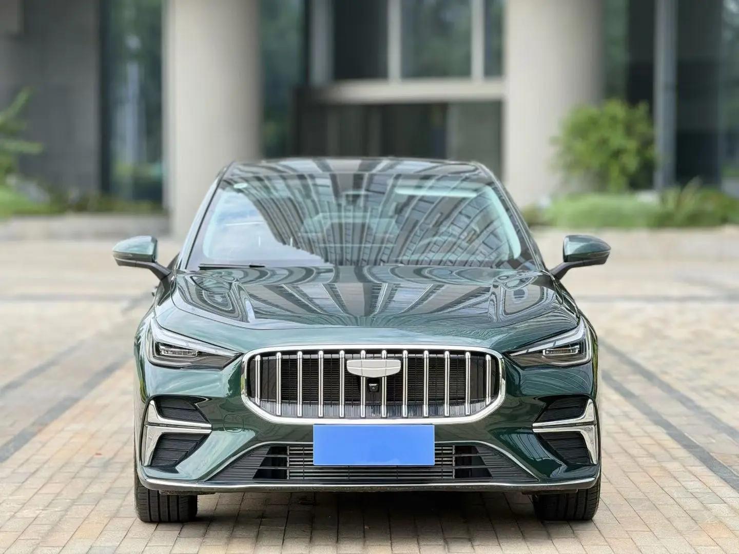 Geely 2026 Emgrand -3-compartment 1.5T Flagship Automatic Gear 3