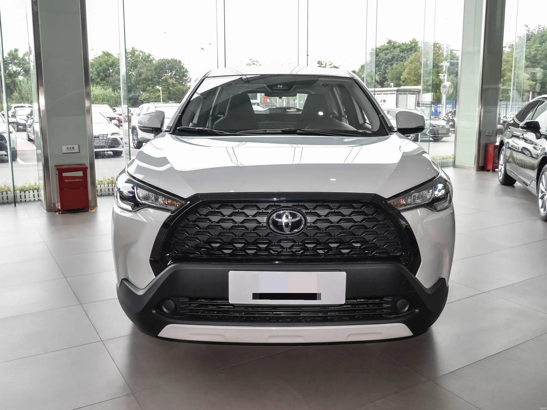 Toyota 2023 Corolla Cross 2.0 CVT Pioneer Edition Automatic 2