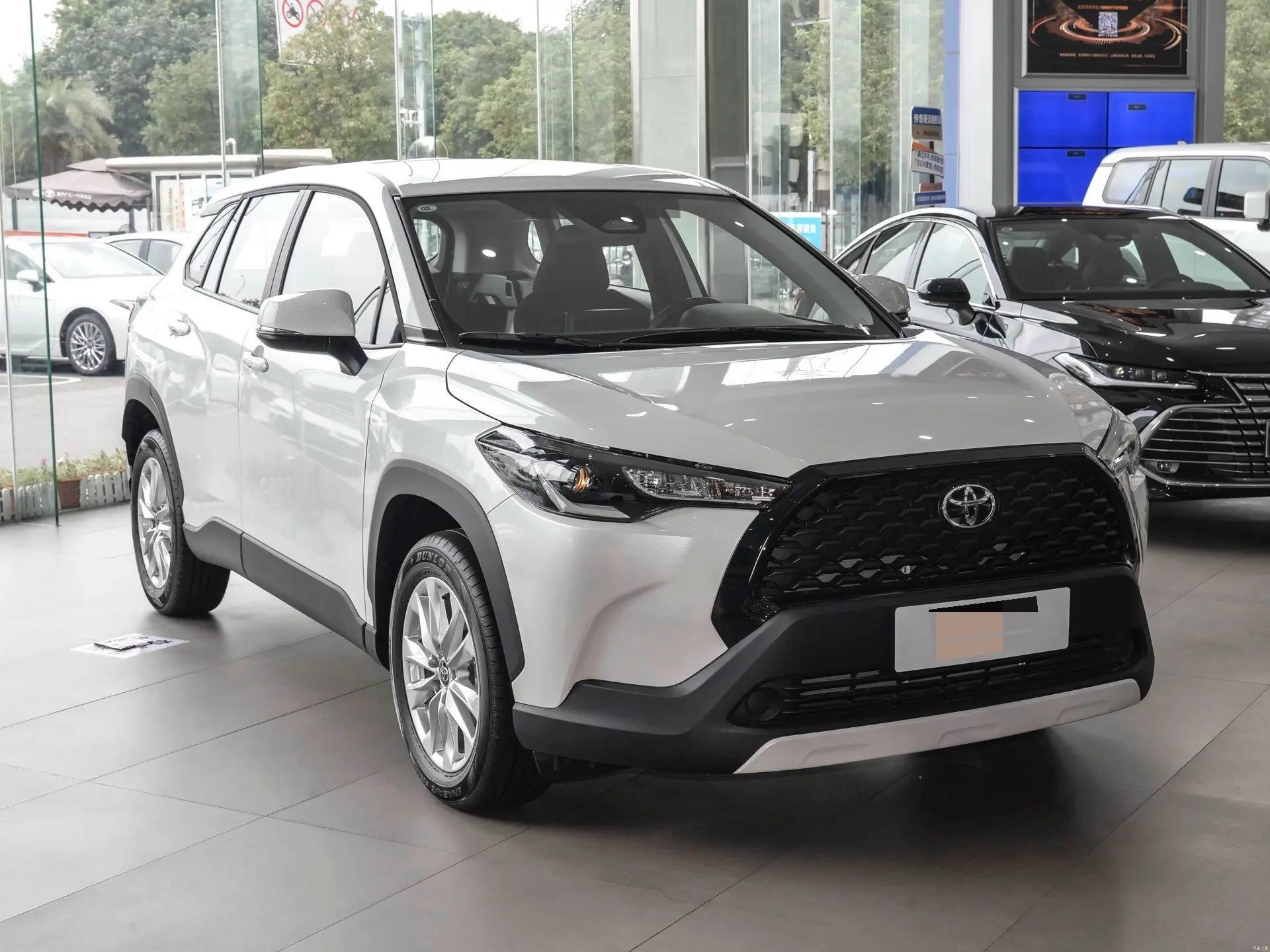 Toyota 2023 Corolla Cross 2.0 CVT Pioneer Edition Automatic 3