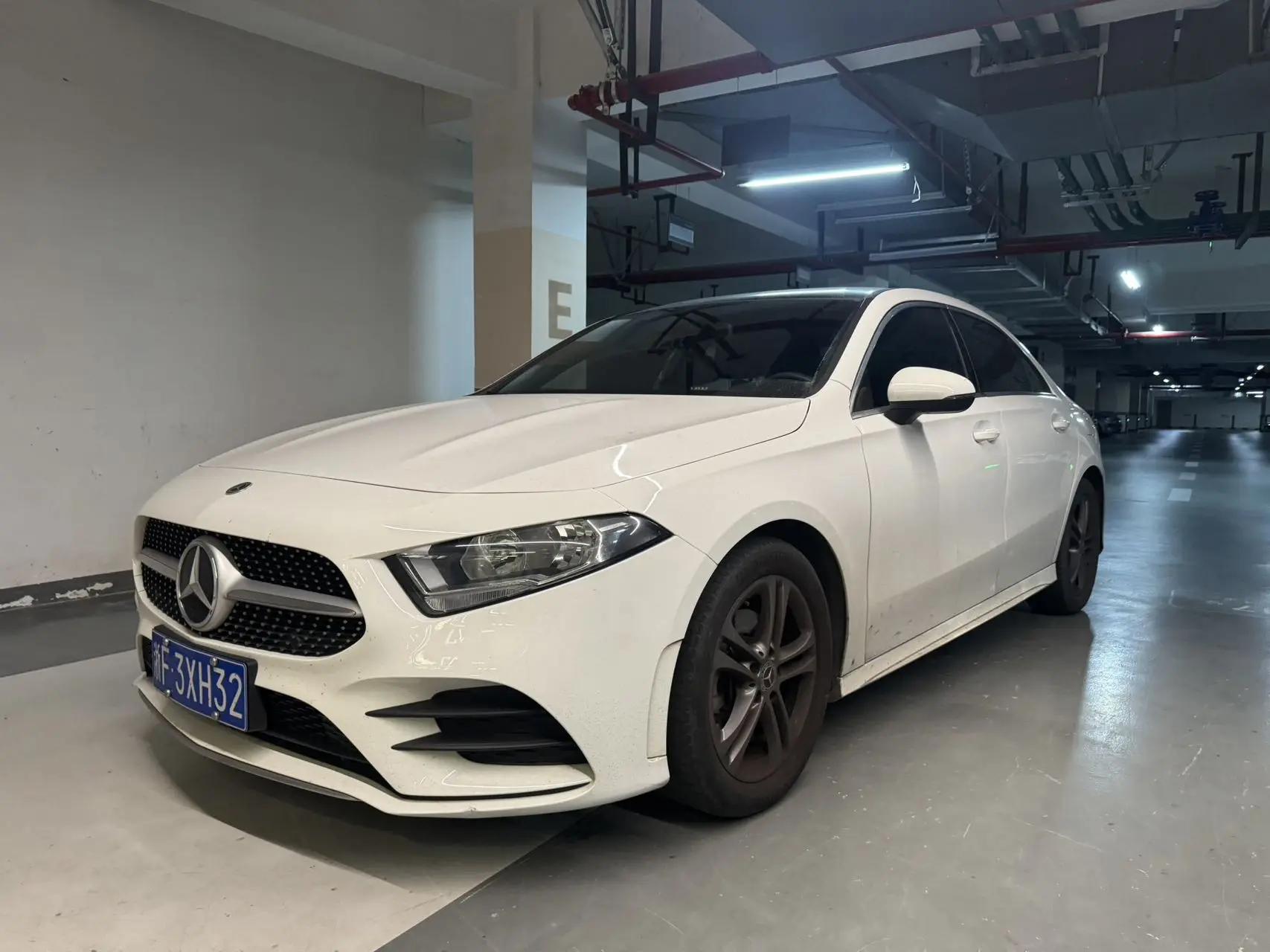 Mercedes Benz Class A 2021 model facelift A 180 L sports car