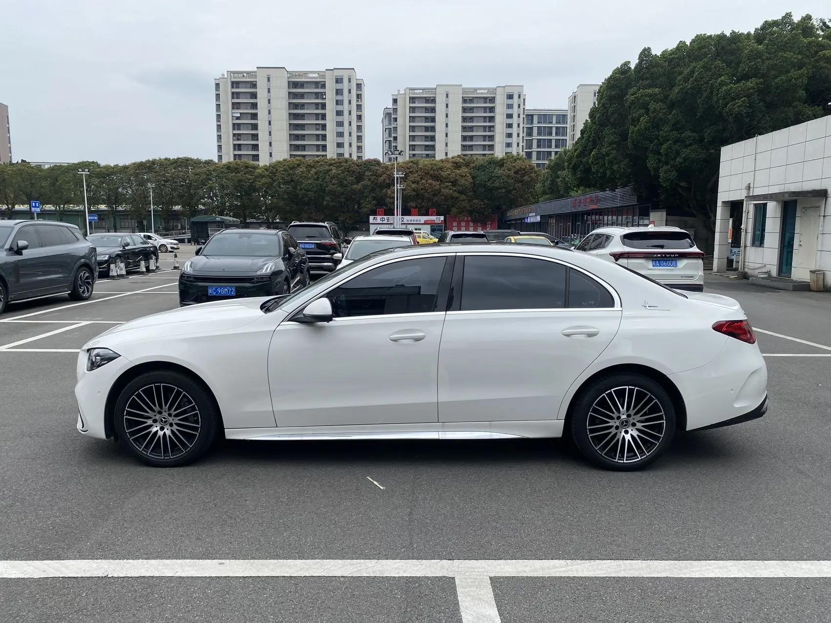 Mercedes Benz Class C 2024 C 260 L 48V 1.5T (Change 3) Automatic 9