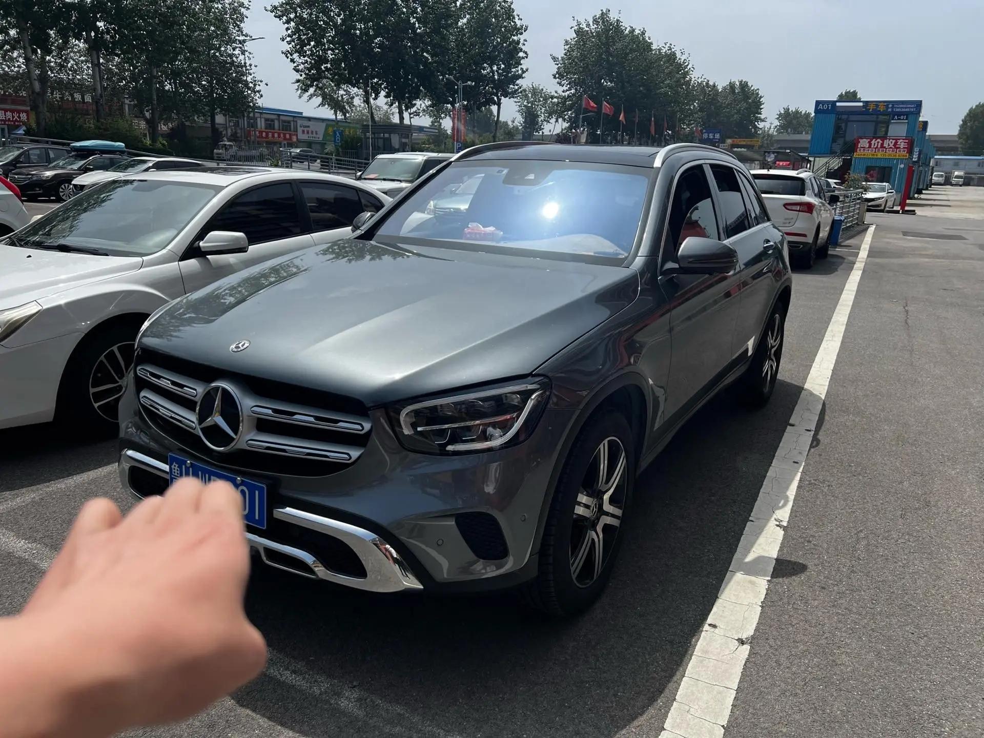 Открыть галерею: Mercedes Benz GLC (Imported) 2020 GLC 300 4MATIC 2.0T Four-Wheel Drive Automatic