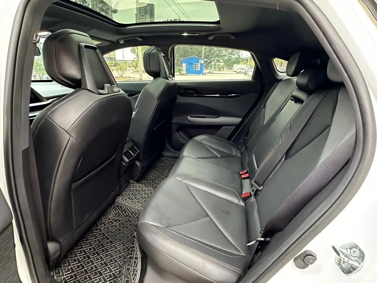 ChangAn UNI-V 2022 1.5T Honorable Model 5
