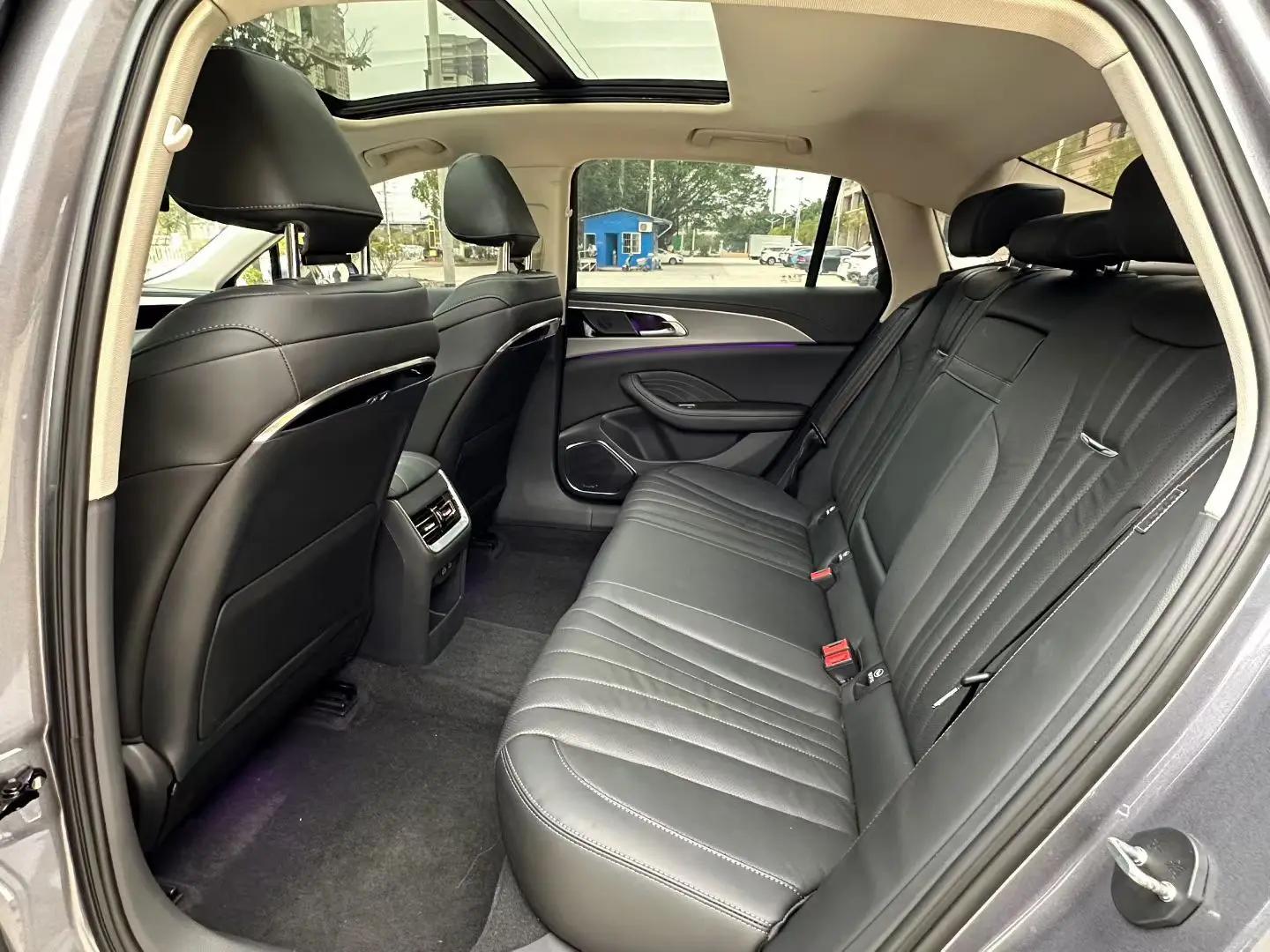 HongQi 2022 H5 48V 1.8TD Zhilian Qi Chang Edition Automatic Gear 5