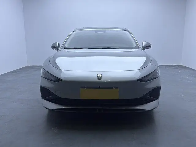 Roewe D7 2023 DMH 125km Flagship 3