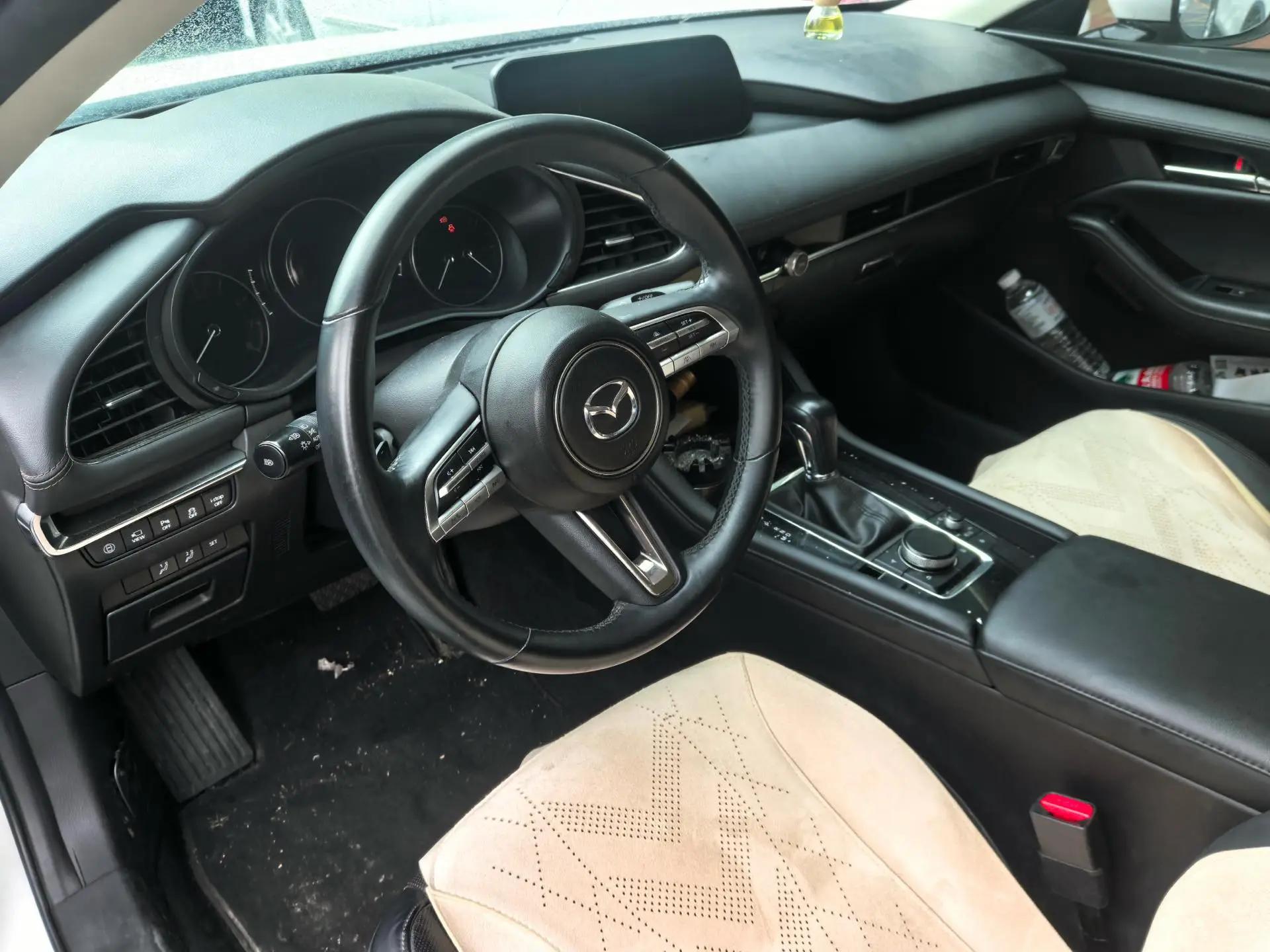 Mazda 3 Onksera 2020 2.0L Automatic Quality Edition 3