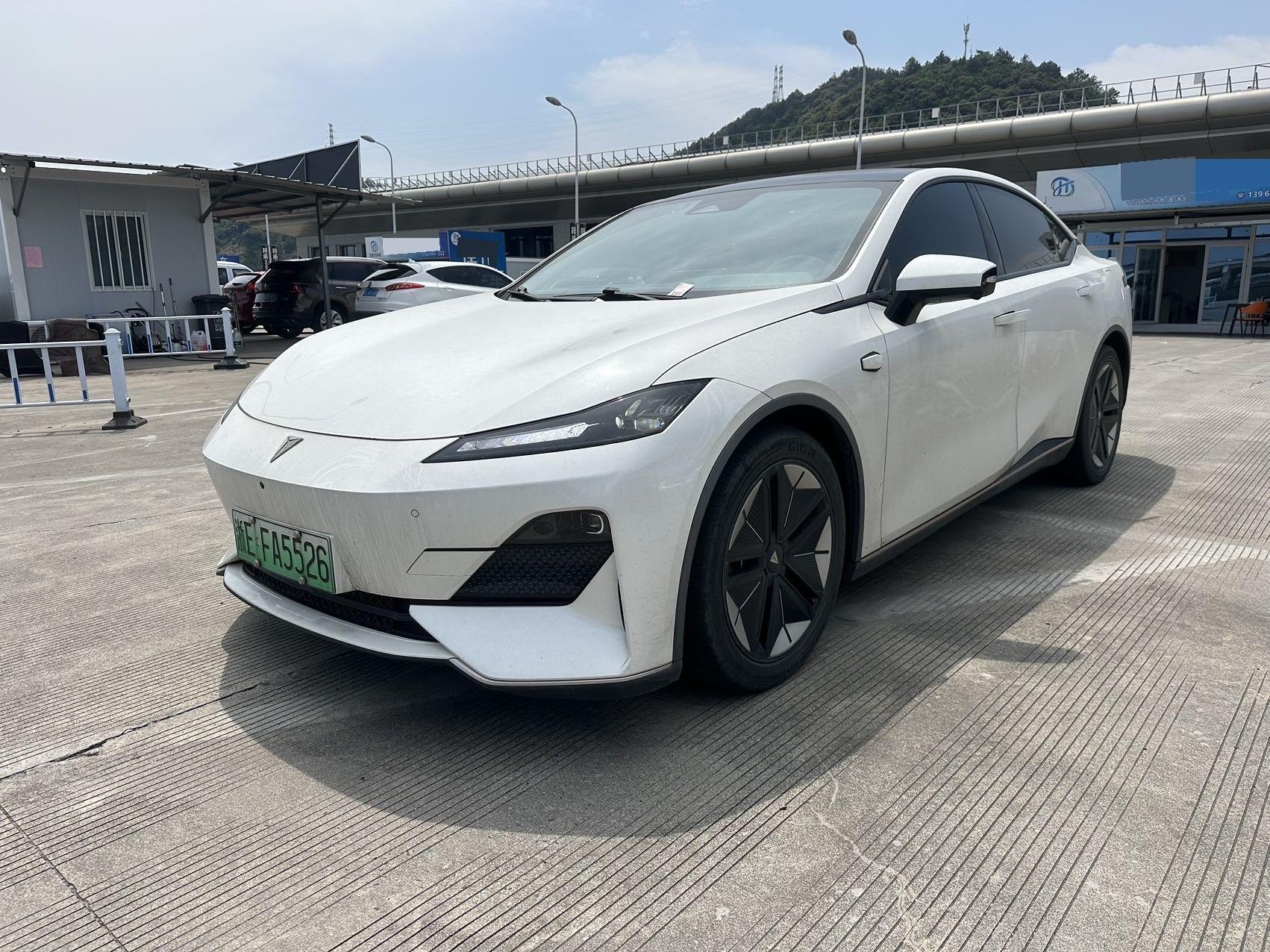 ChangAn Deepal 2023 SL 03 135Plus extended range automatic gear