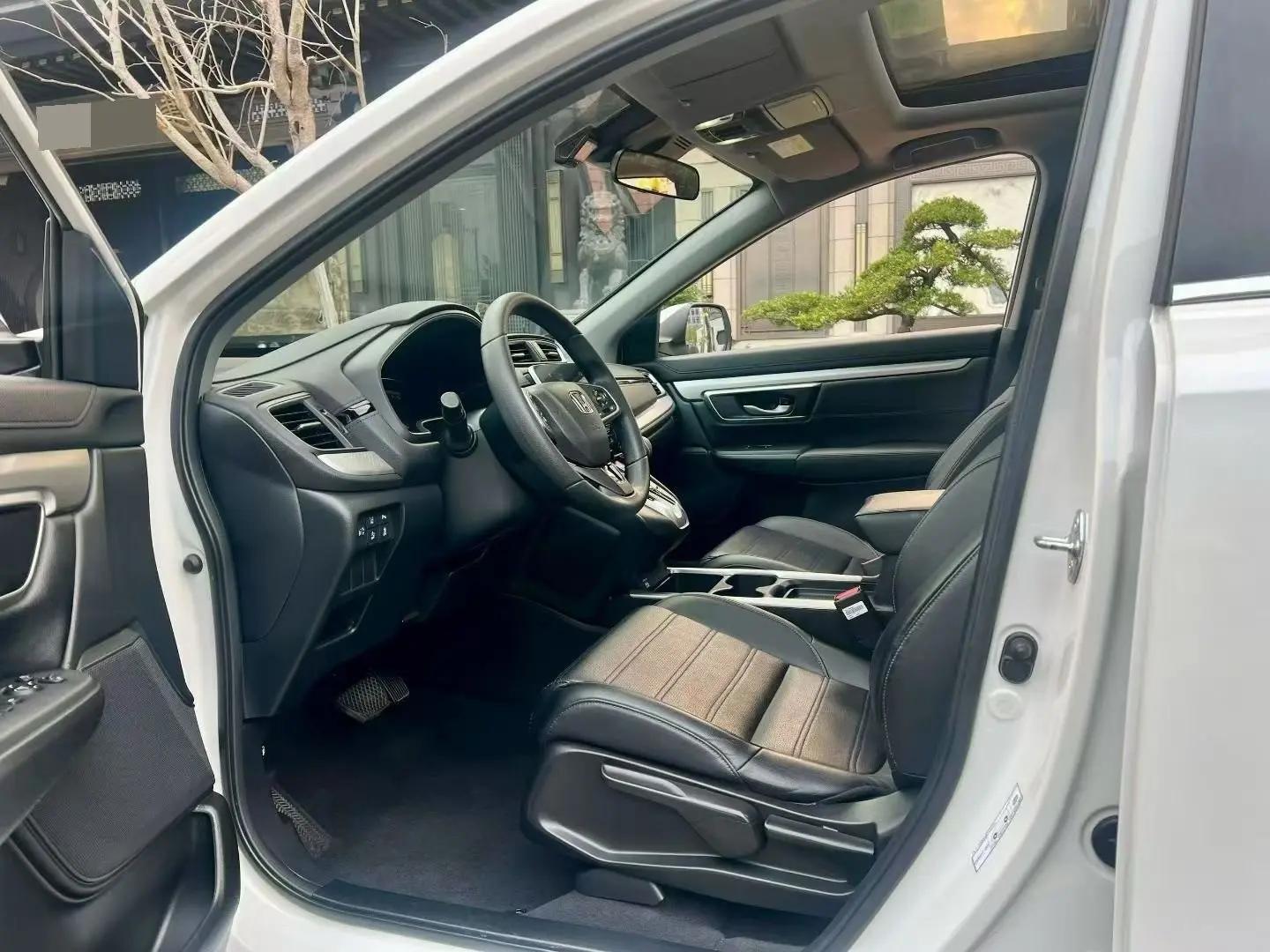 Honda CR-V 2021 240TURBO CVT Two-Drive Urban Edition 4