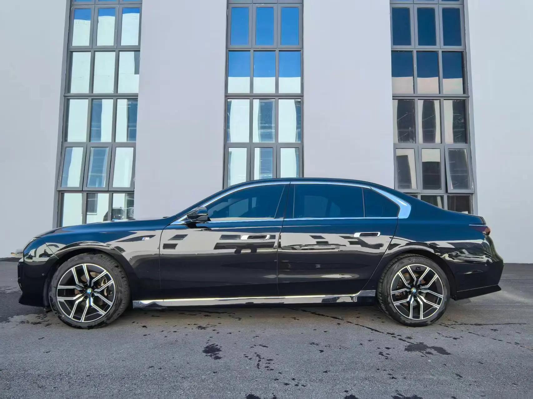 BMW 7 Series (Imported) 2023 735Li 48V 3.0T M Sport Package Automatic 3