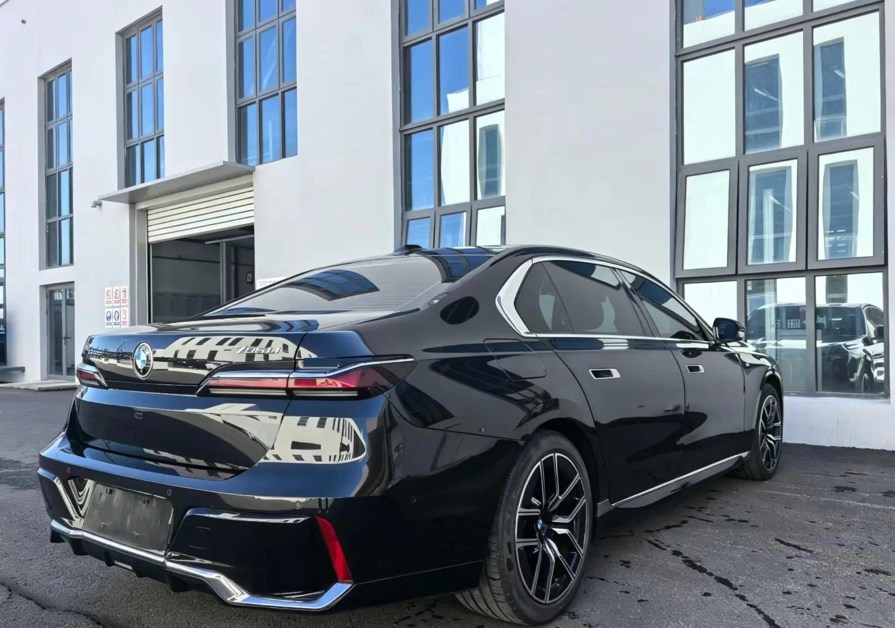 BMW 7 Series (Imported) 2023 735Li 48V 3.0T M Sport Package Automatic 5