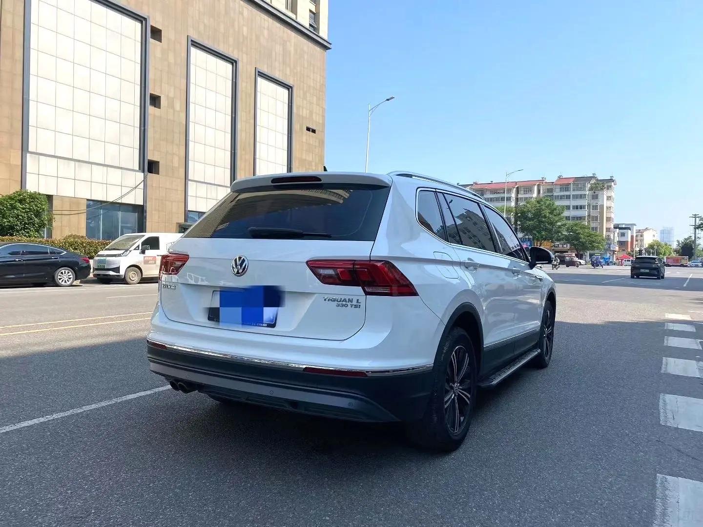 Tiguan L 2019 to 330TSI Automatic Two-Drive Panoramic Comfort Edition National V 4