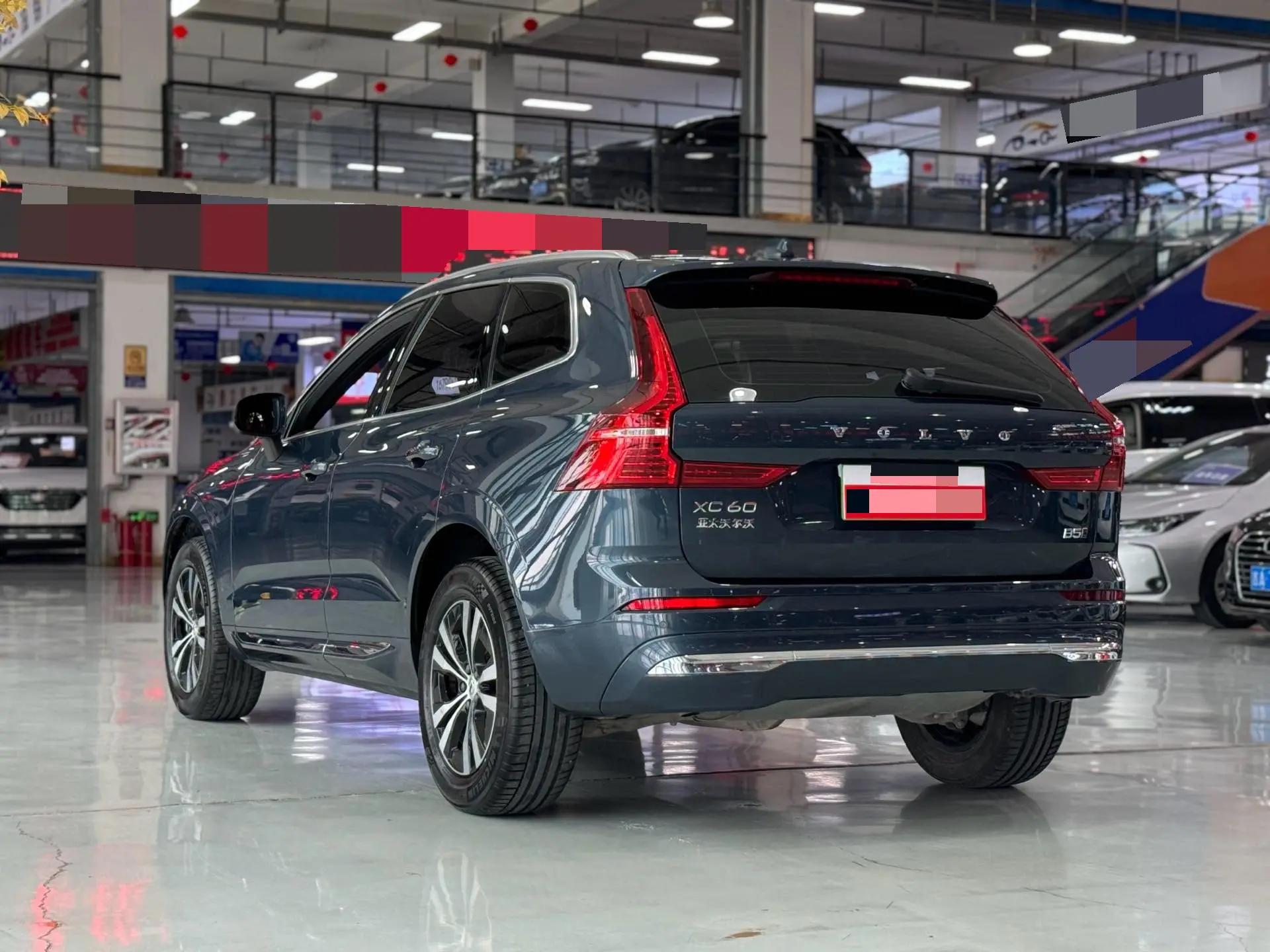 Volvo XC60 2022 B5 All-Wheel Drive Intelligent Luxury Edition 10