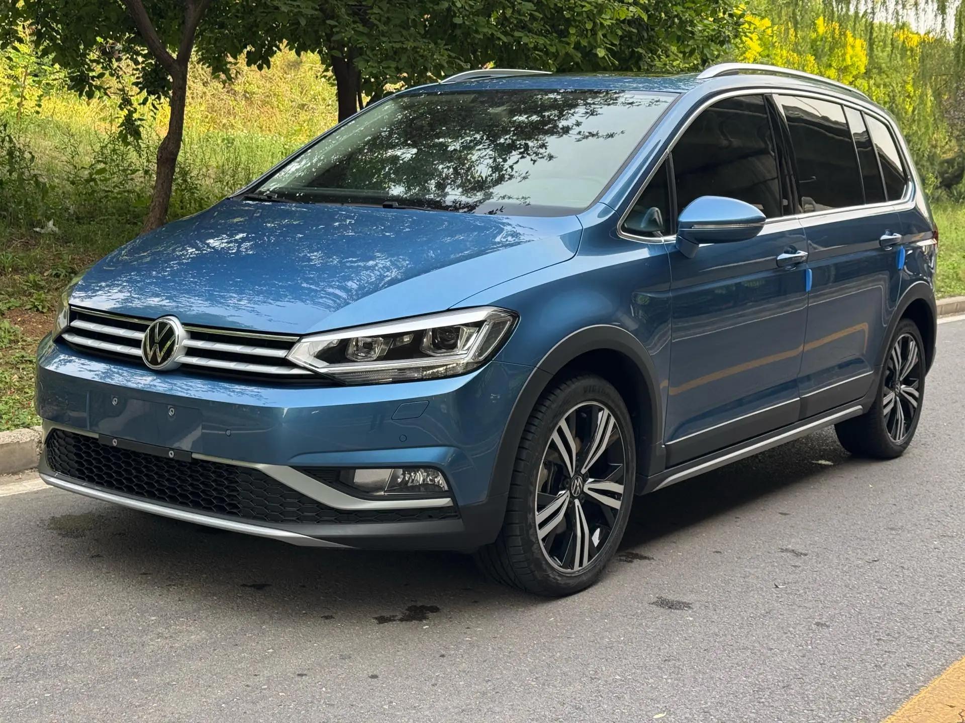 Открыть галерею: Volkswagen 2022 Touan L 1.4TSI 280TSI Extension Edition 7-seat Automatic Gear