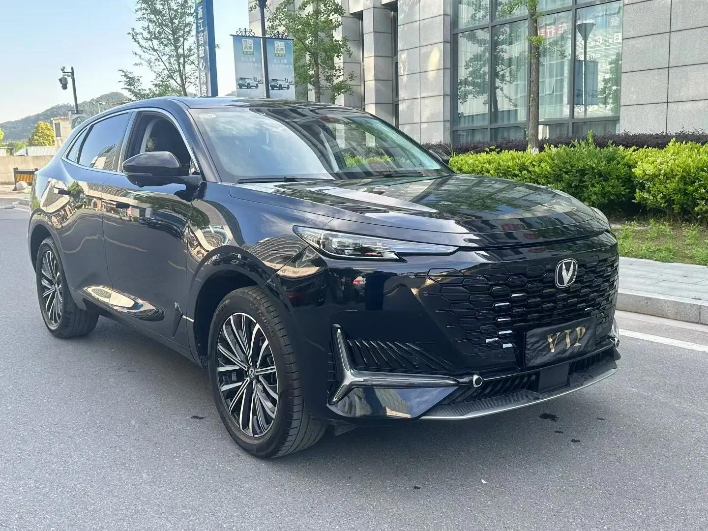 ChangAn 2024 UNI-K 2.0T Two-Drive Global Edition Automatic Gear 3