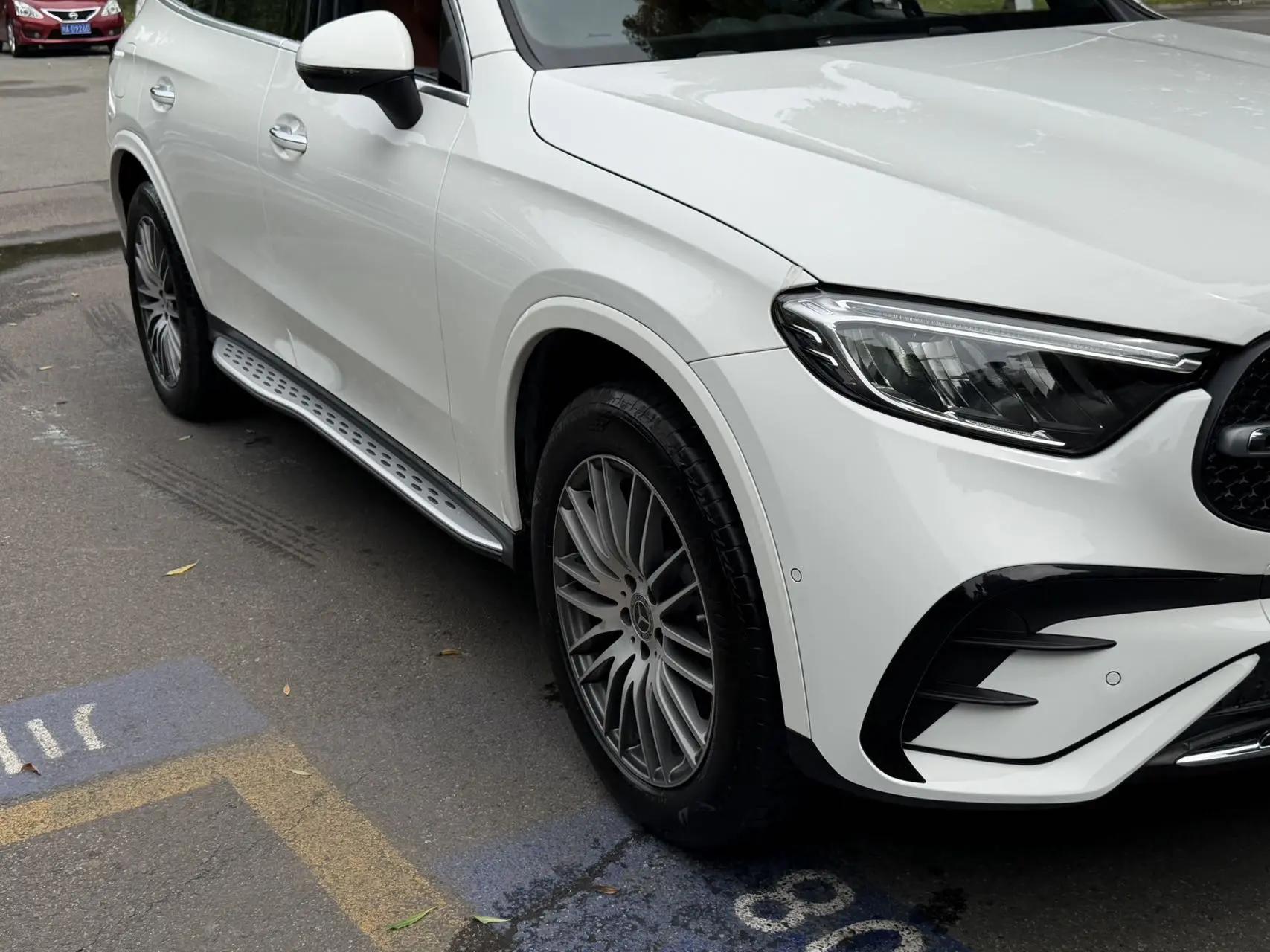 Mercedes Benz 2024 GLC 300 L 4MATIC 48V 2.0T Sporty 5-Seater Automatic 6