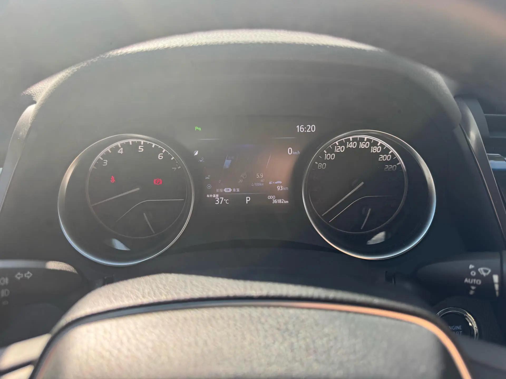 Camry 2021 2.0G Deluxe Edition 14